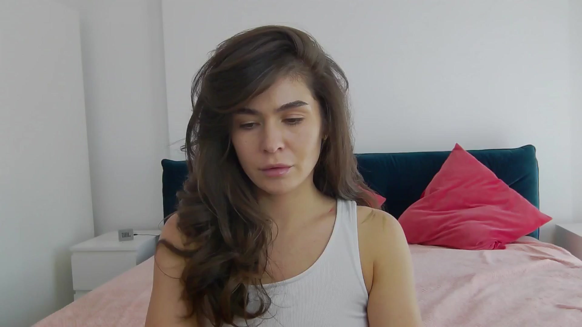 Gallery image thumbnail from NaiaaBee's myfreecams stream on, 06/17/2025, 12:52 image 6 of 20
