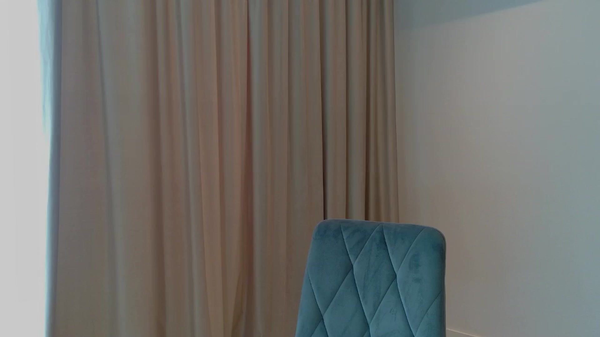 Gallery image thumbnail from NaiaaBee's myfreecams stream on, 06/19/2025, 13:59 image 5 of 20