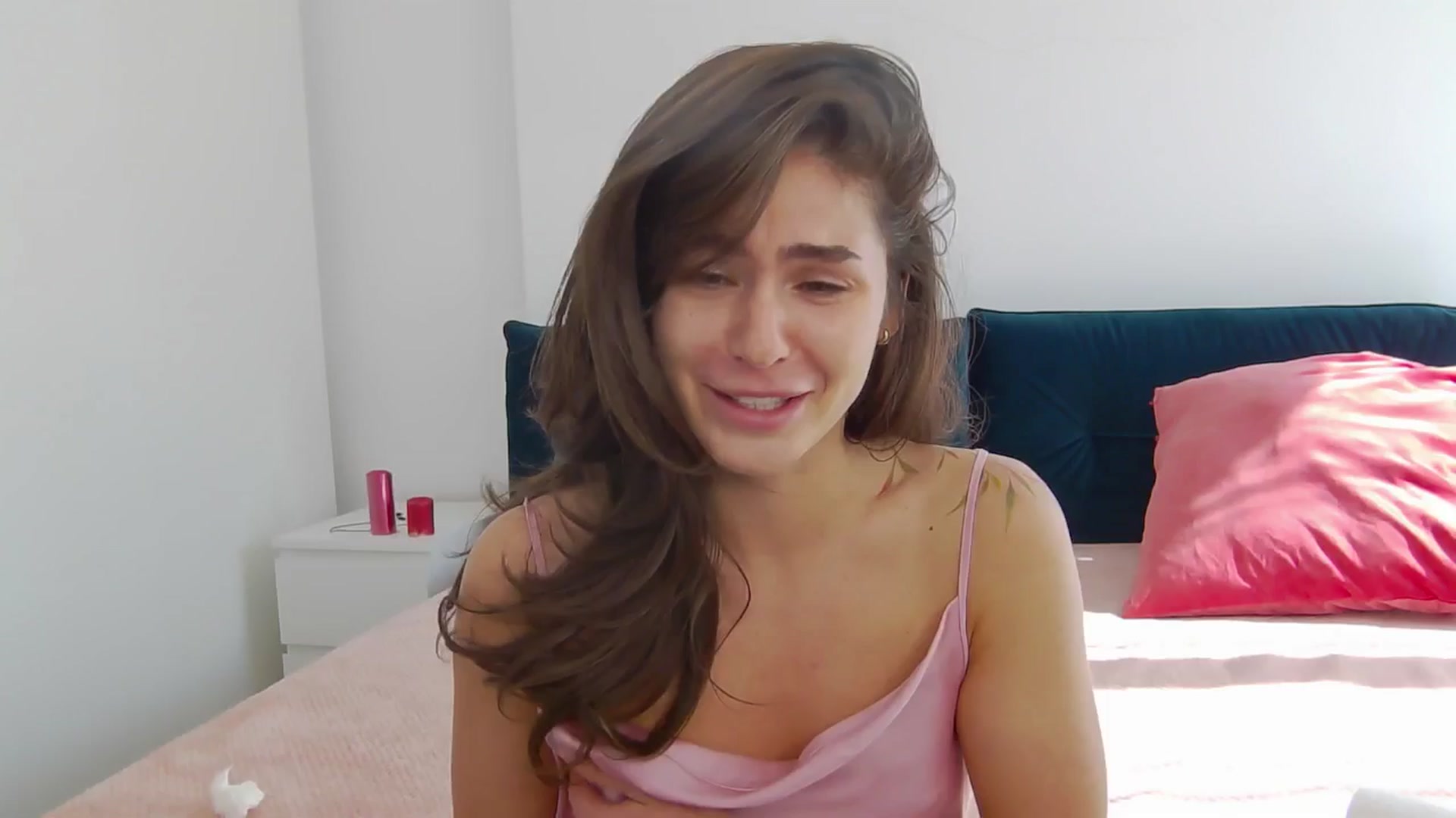 Gallery image thumbnail from NaiaaBee's myfreecams stream on, 06/24/2025, 14:58 image 15 of 20