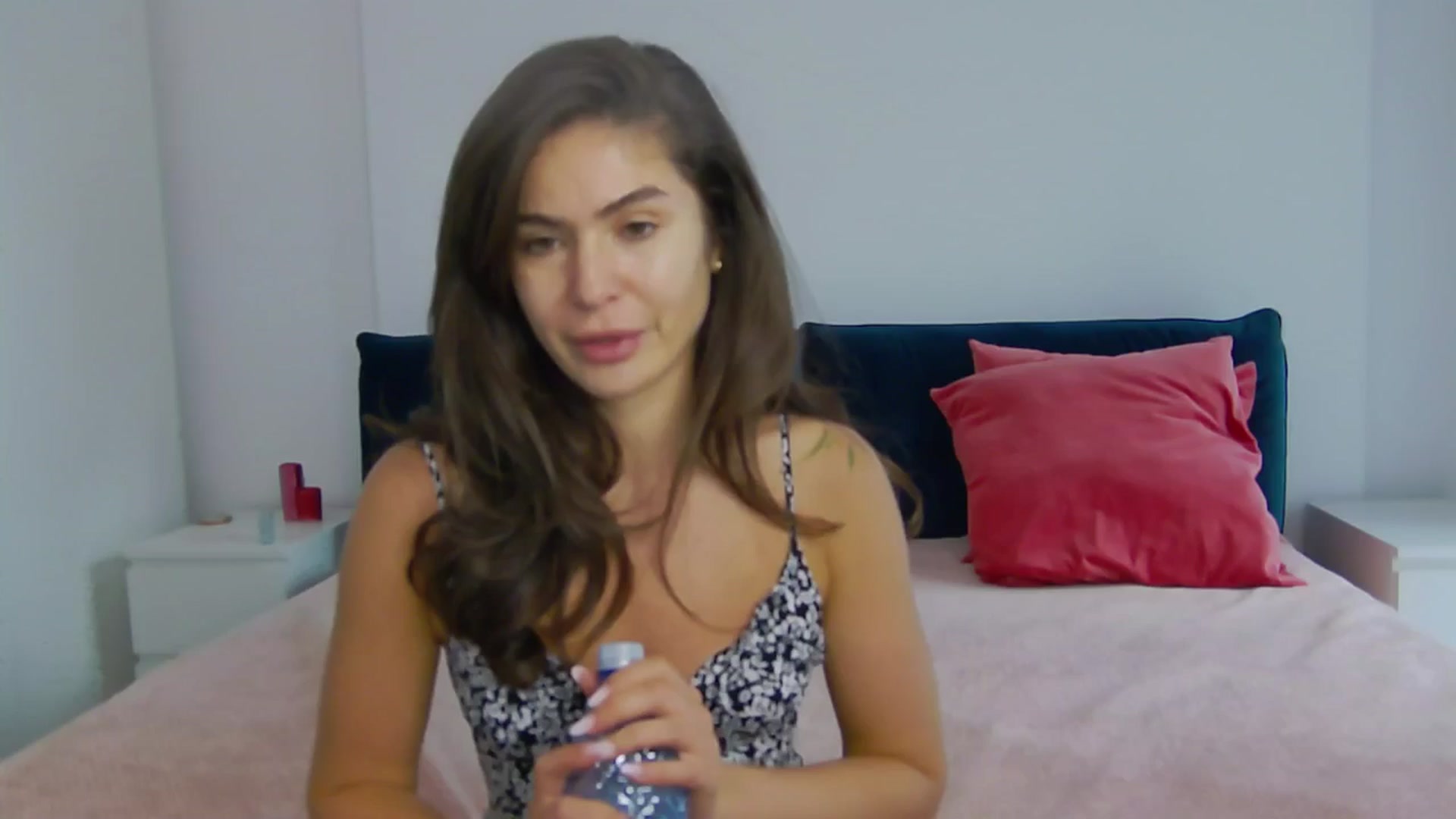 Gallery image thumbnail from NaiaaBee's myfreecams stream on, 07/10/2025, 16:40 image 3 of 20