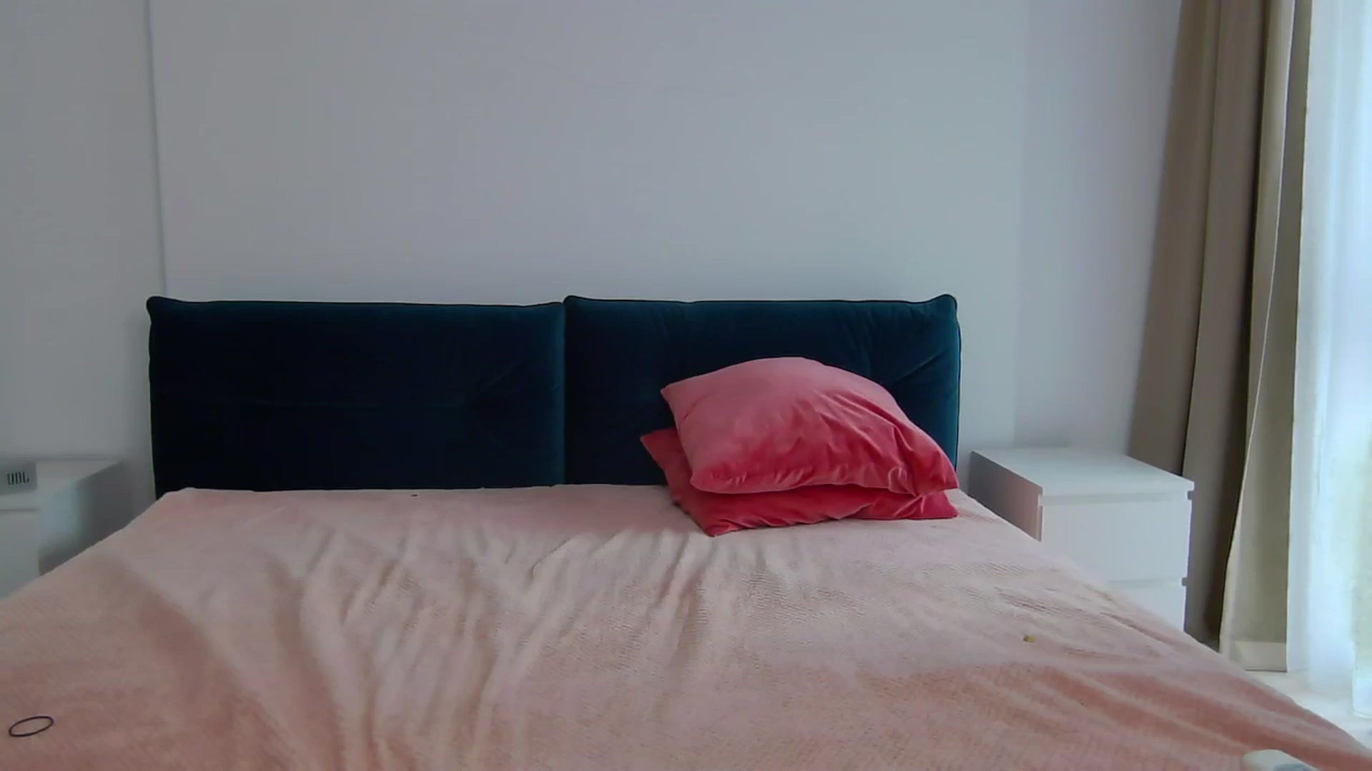 Gallery image thumbnail from NaiaaBee's myfreecams stream on, 07/15/2025, 15:09 image 18 of 20