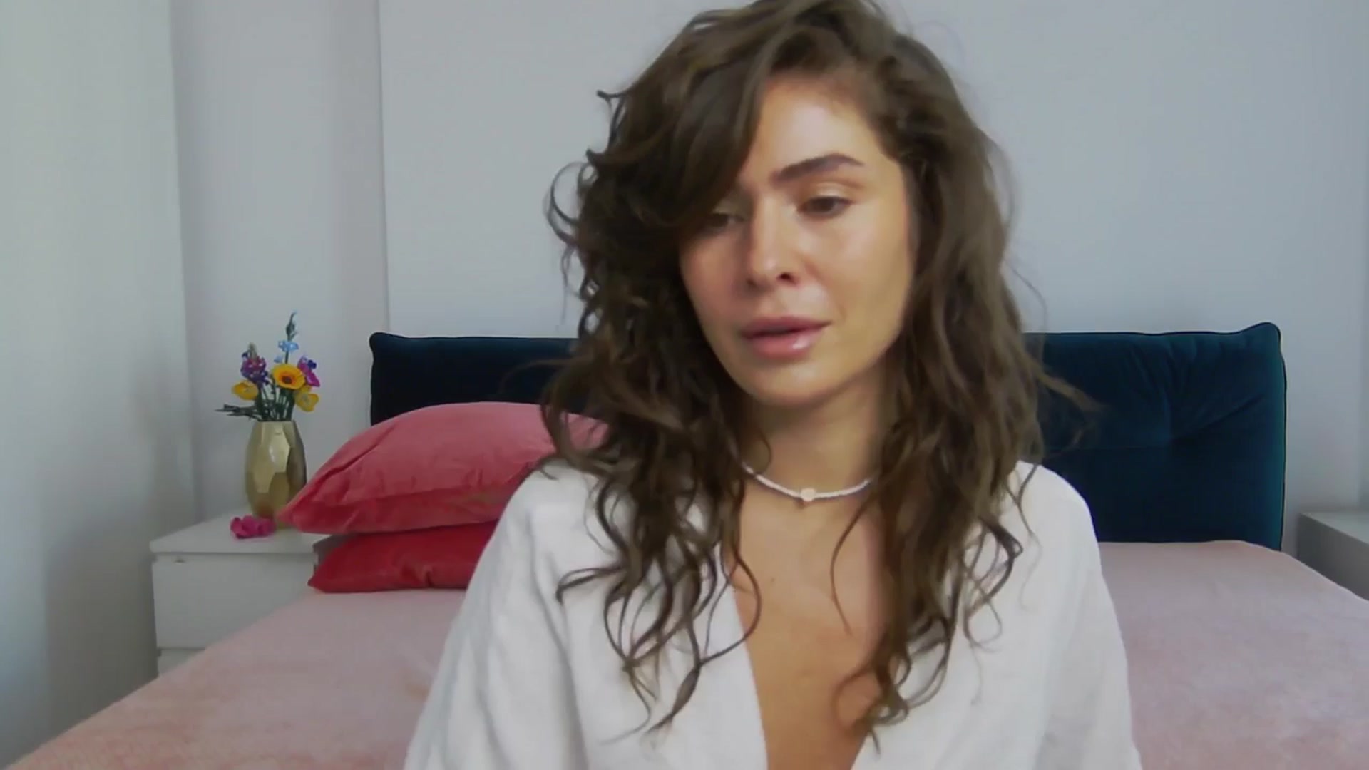 Gallery image thumbnail from NaiaaBee's myfreecams stream on, 07/20/2025, 07:12 image 14 of 20