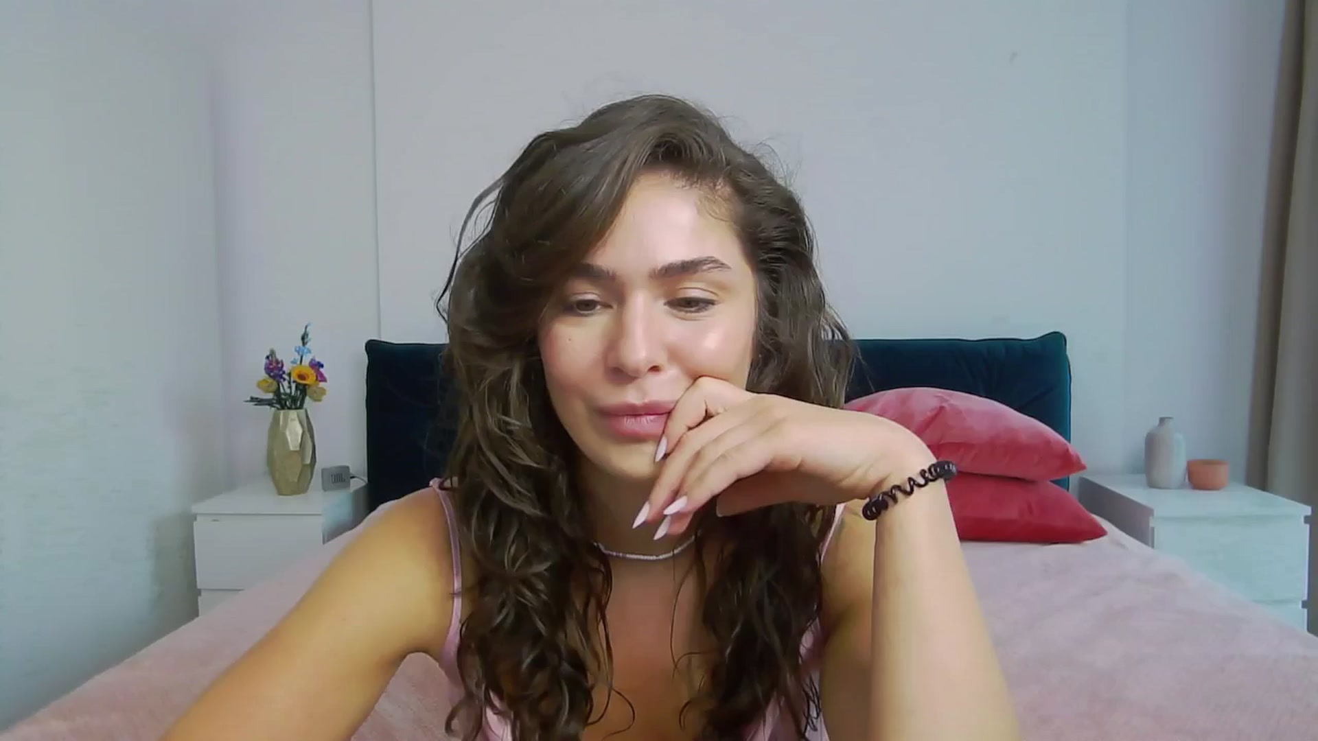 Gallery image thumbnail from NaiaaBee's myfreecams stream on, 07/21/2025, 18:44 image 8 of 20