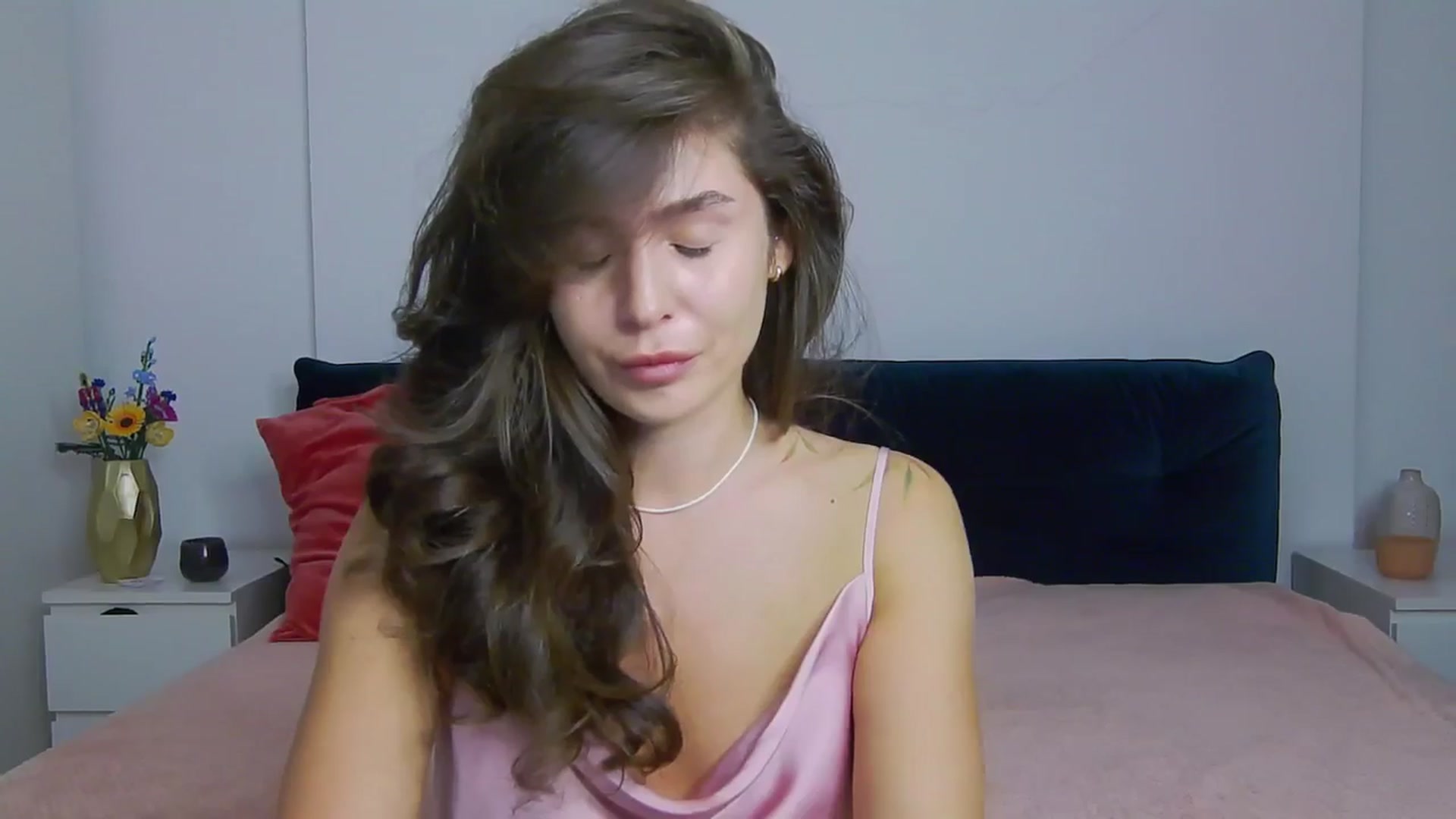 Gallery image thumbnail from NaiaaBee's myfreecams stream on, 07/31/2025, 18:48 image 12 of 20