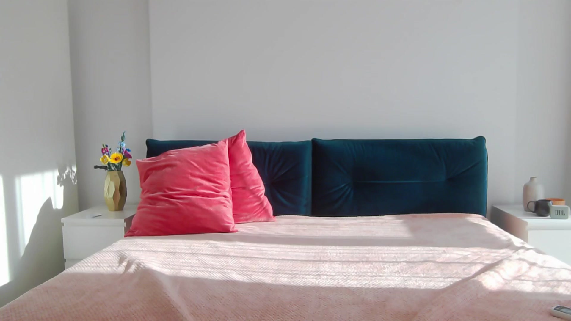 Gallery image thumbnail from NaiaaBee's myfreecams stream on, 08/04/2025, 15:40 image 8 of 20