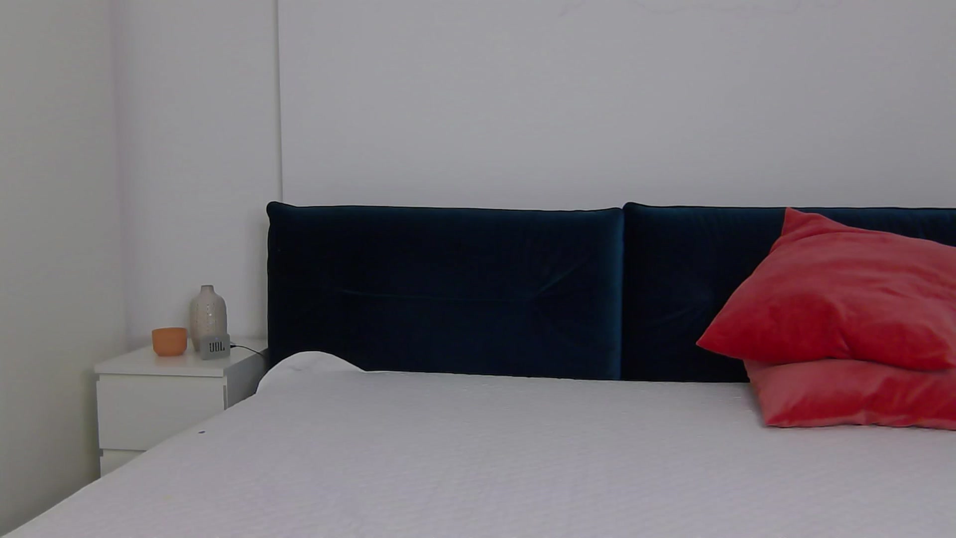 Gallery image thumbnail from NaiaaBee's myfreecams stream on, 08/28/2025, 16:29 image 17 of 20