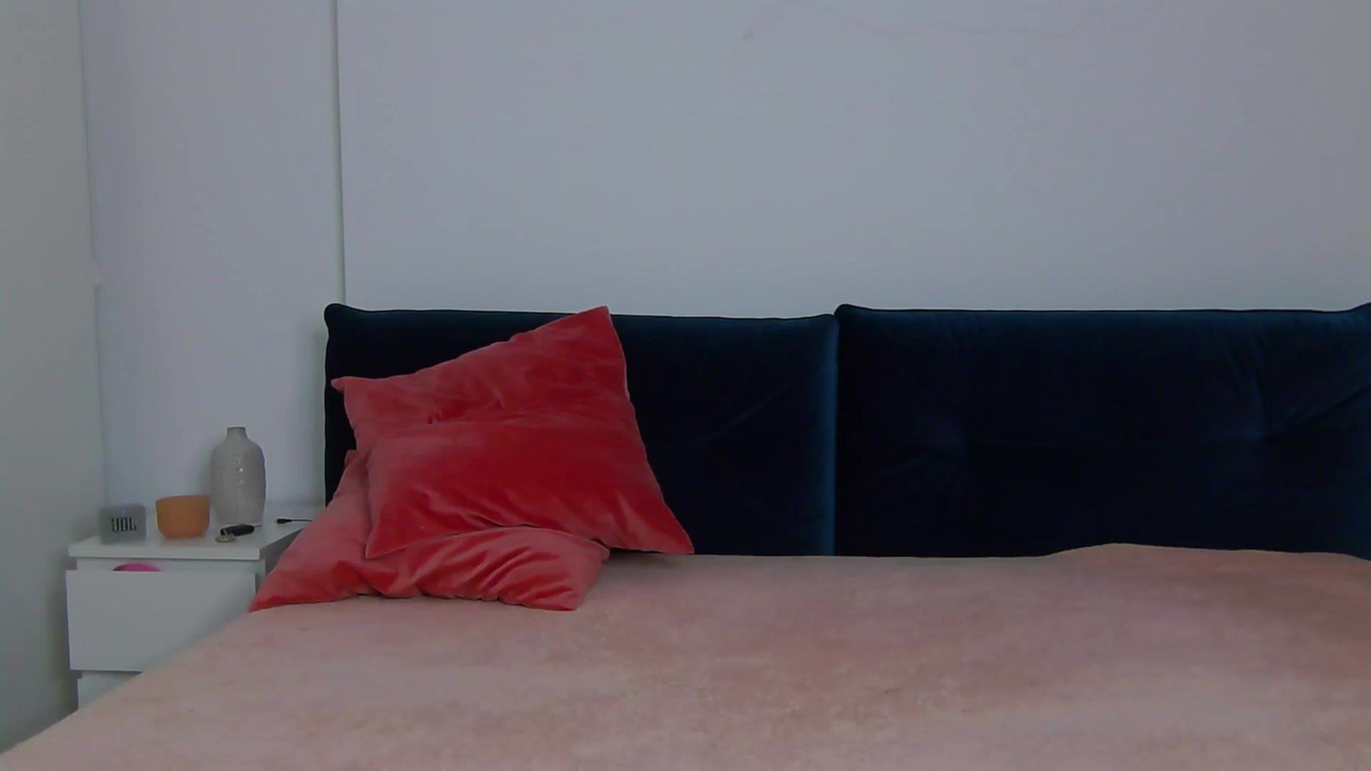 Gallery image thumbnail from NaiaaBee's myfreecams stream on, 09/01/2025, 18:03 image 14 of 20