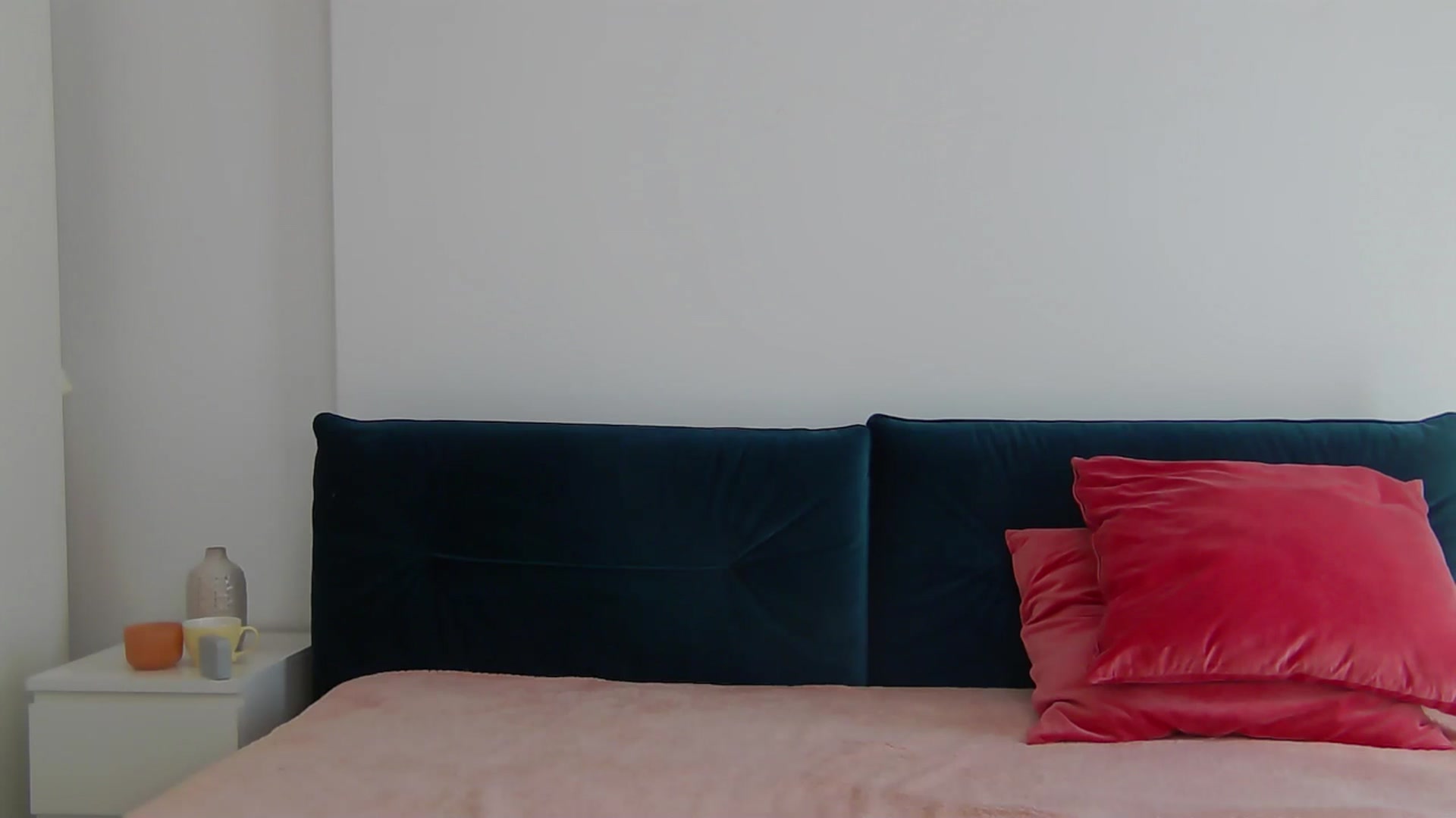 Gallery image thumbnail from NaiaaBee's myfreecams stream on, 09/04/2025, 16:00 image 1 of 20