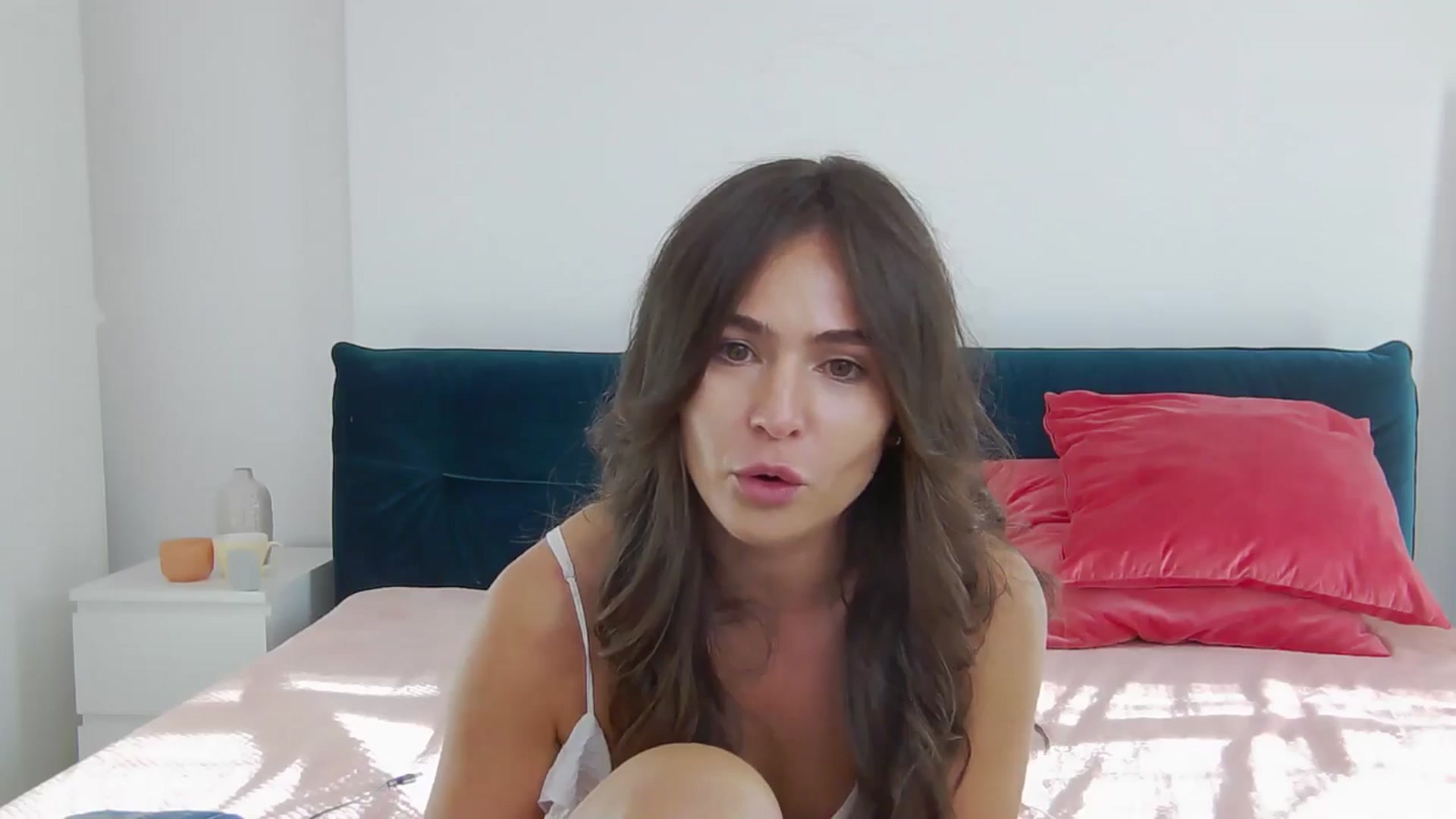 Gallery image thumbnail from NaiaaBee's myfreecams stream on, 09/05/2025, 17:15 image 4 of 20