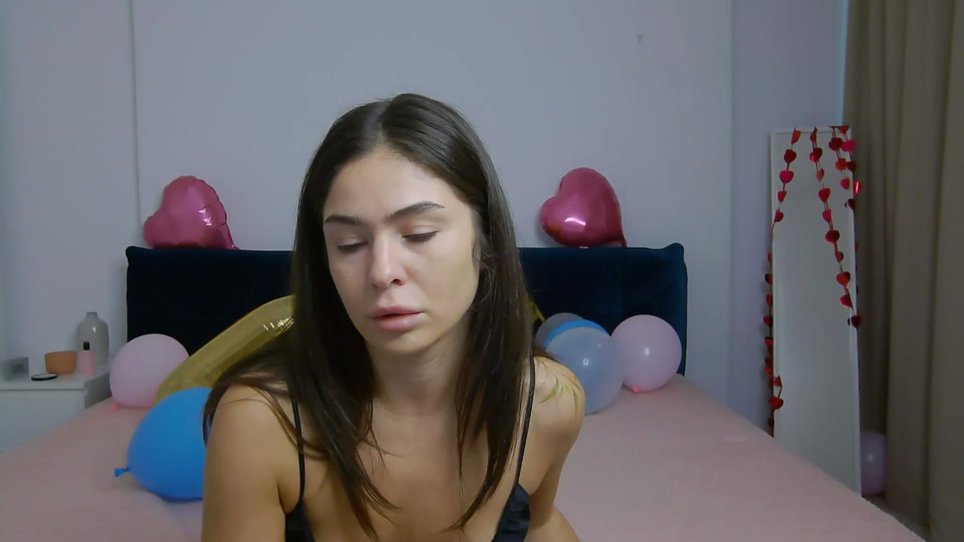 Gallery image thumbnail from NaiaaBee's myfreecams stream on, 09/15/2025, 05:27 image 8 of 20