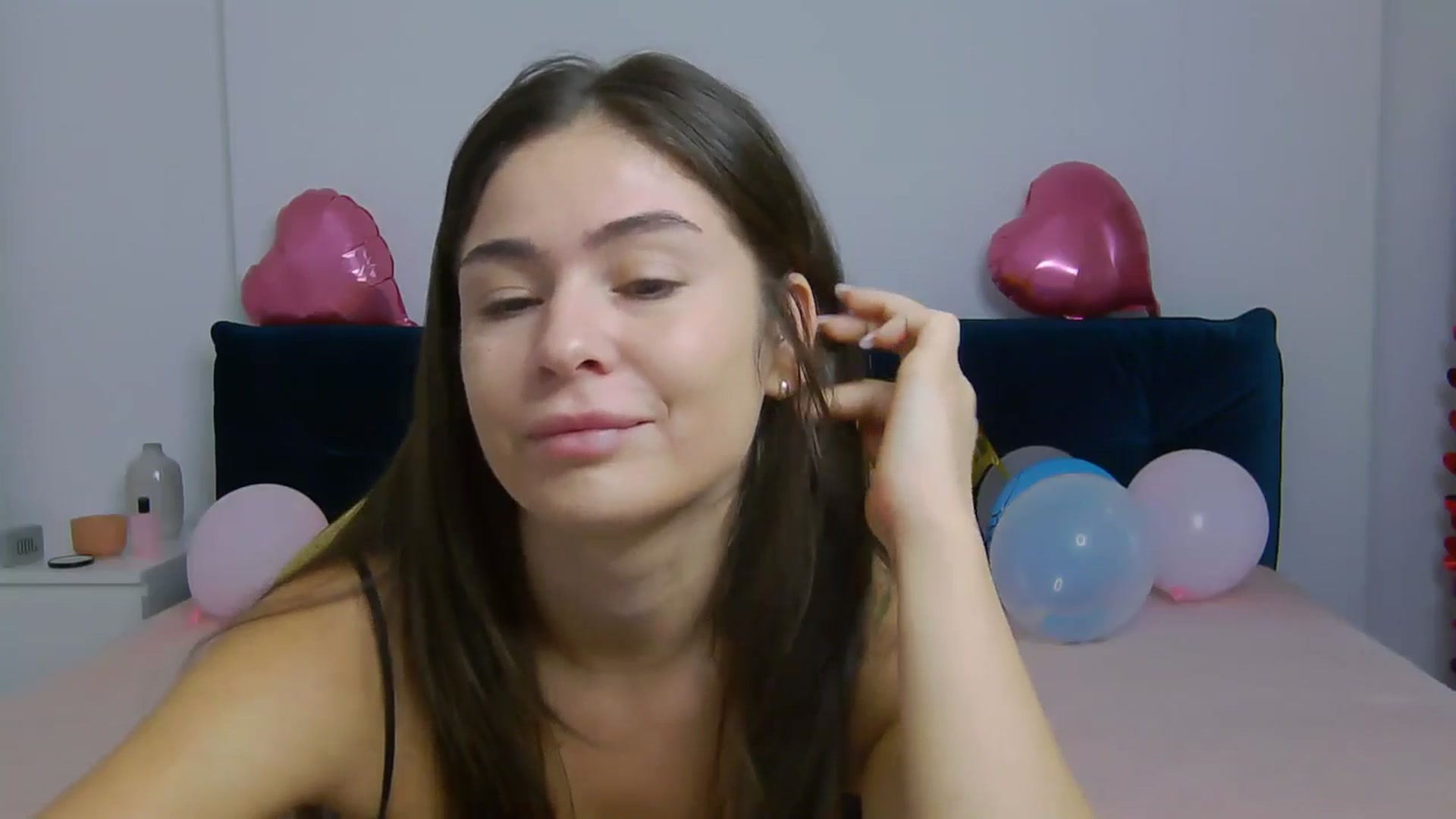 Gallery image thumbnail from NaiaaBee's myfreecams stream on, 09/15/2025, 05:27 image 18 of 20