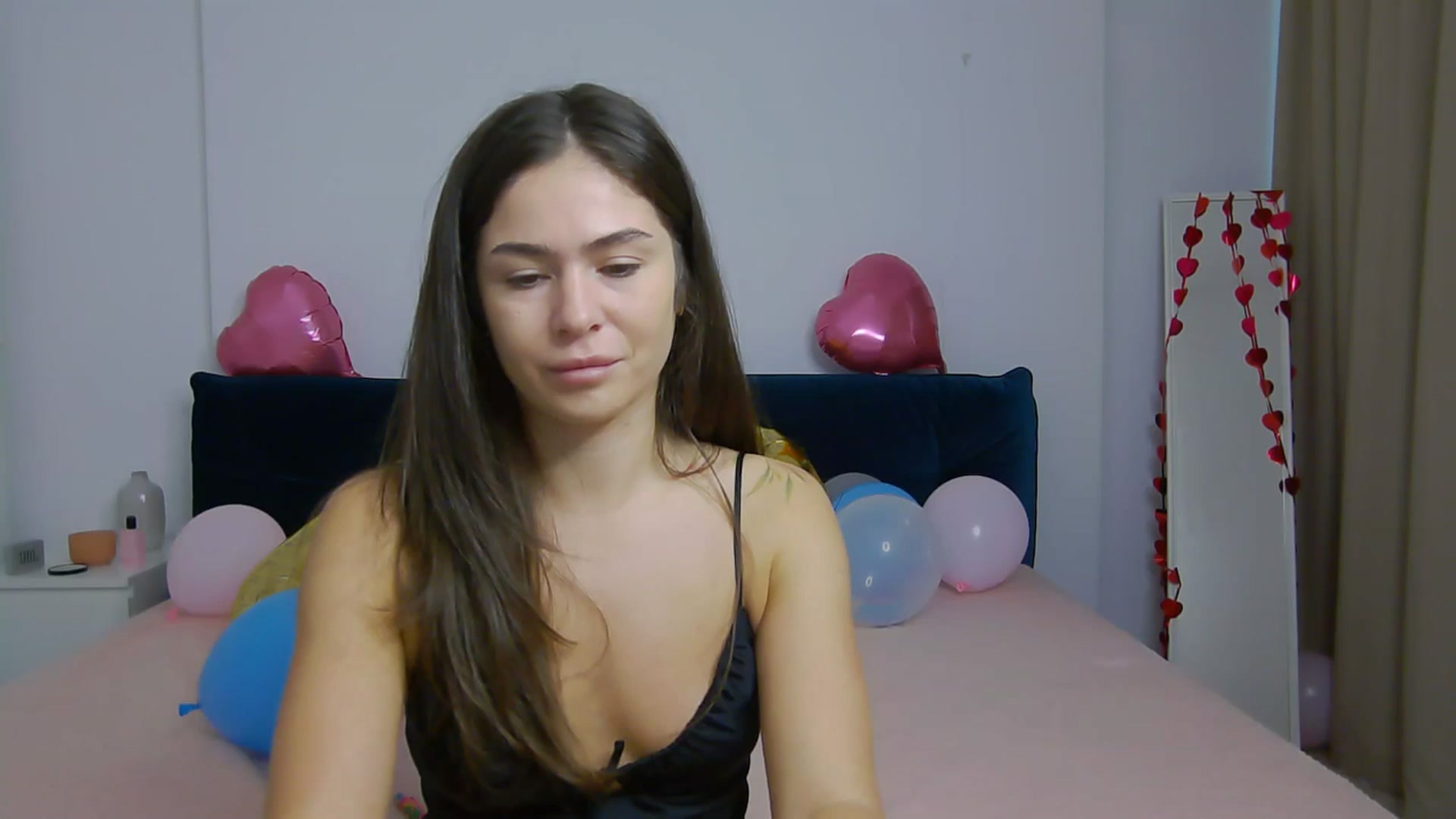 Gallery image thumbnail from NaiaaBee's myfreecams stream on, 09/15/2025, 05:27 image 12 of 20
