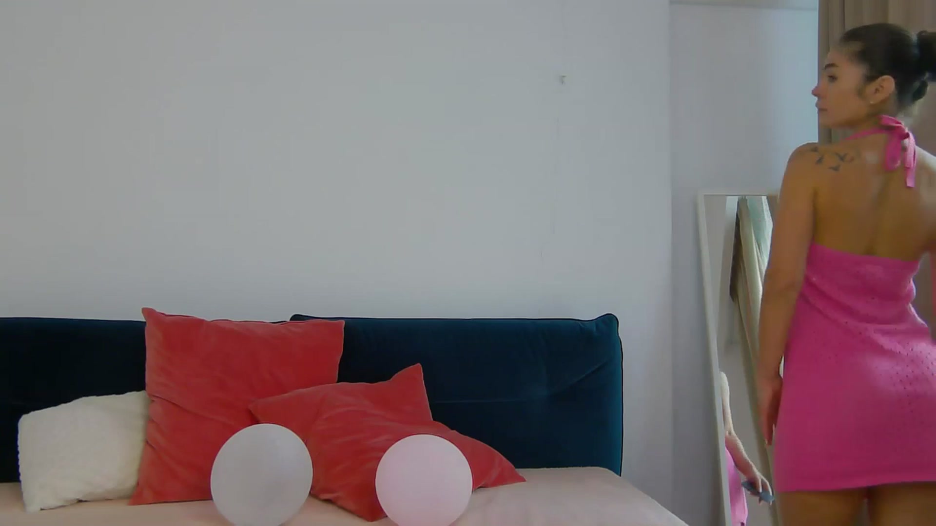 Gallery image thumbnail from NaiaaBee's myfreecams stream on, 09/24/2025, 15:54 image 13 of 20