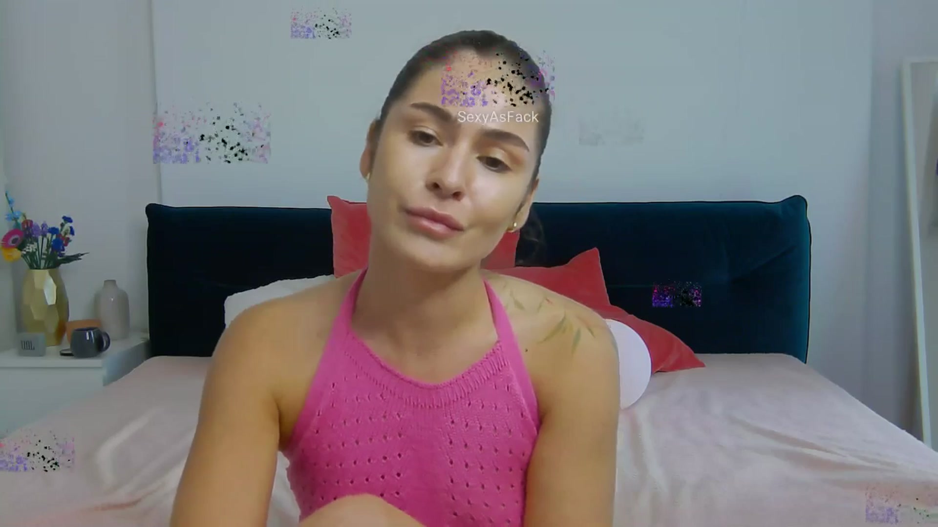 Gallery image thumbnail from NaiaaBee's myfreecams stream on, 09/24/2025, 15:54 image 10 of 20
