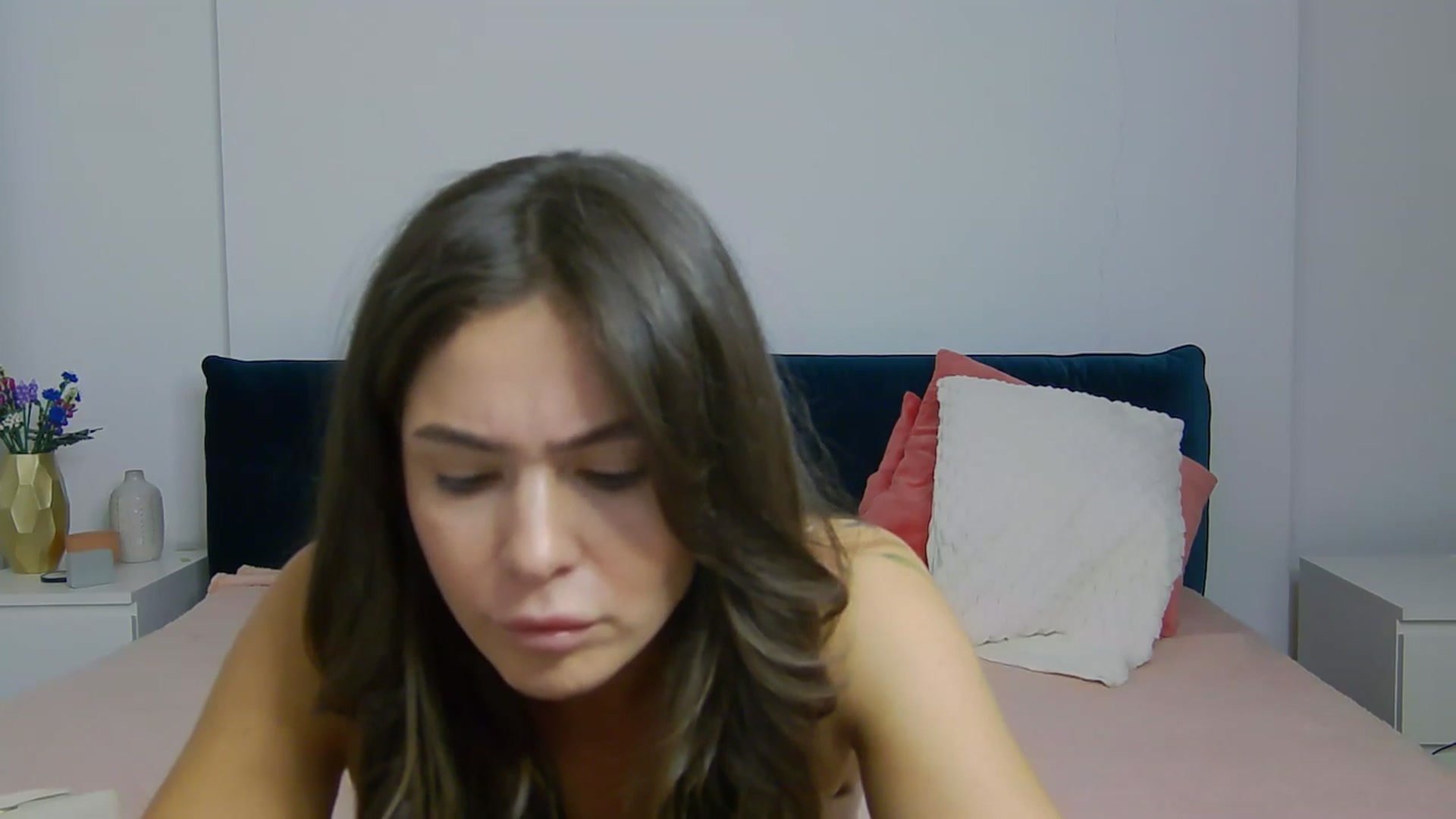 Gallery image thumbnail from NaiaaBee's myfreecams stream on, 09/27/2025, 17:21 image 2 of 20