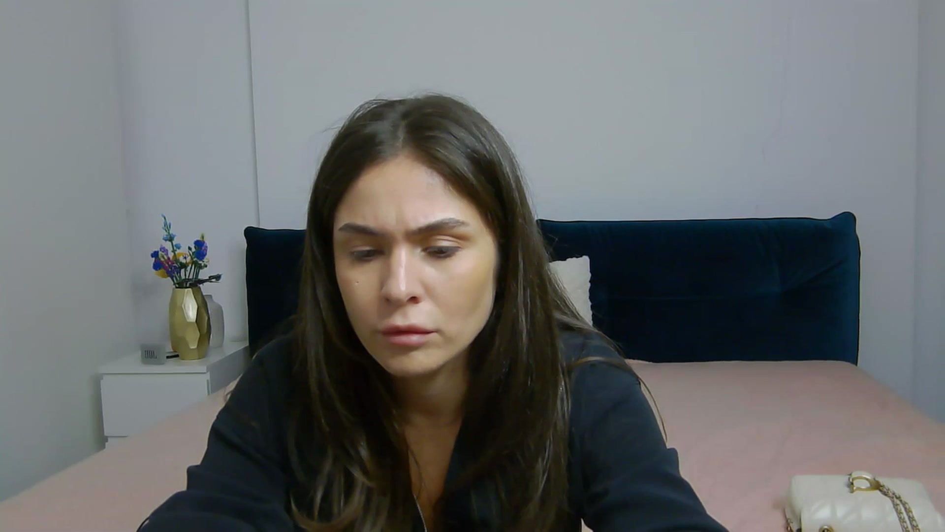 Gallery image thumbnail from NaiaaBee's myfreecams stream on, 09/30/2025, 16:16 image 16 of 20