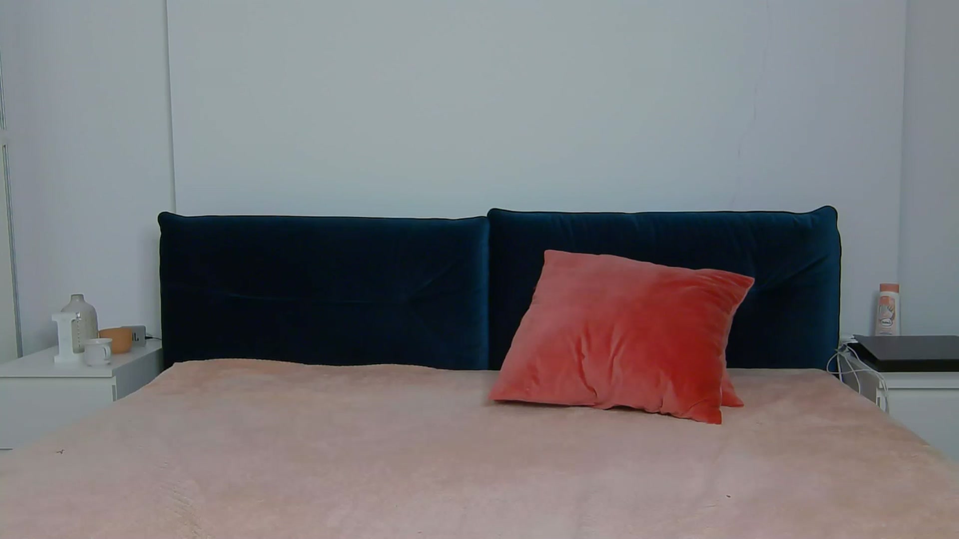 Gallery image thumbnail from NaiaaBee's myfreecams stream on, 10/11/2025, 17:41 image 14 of 20