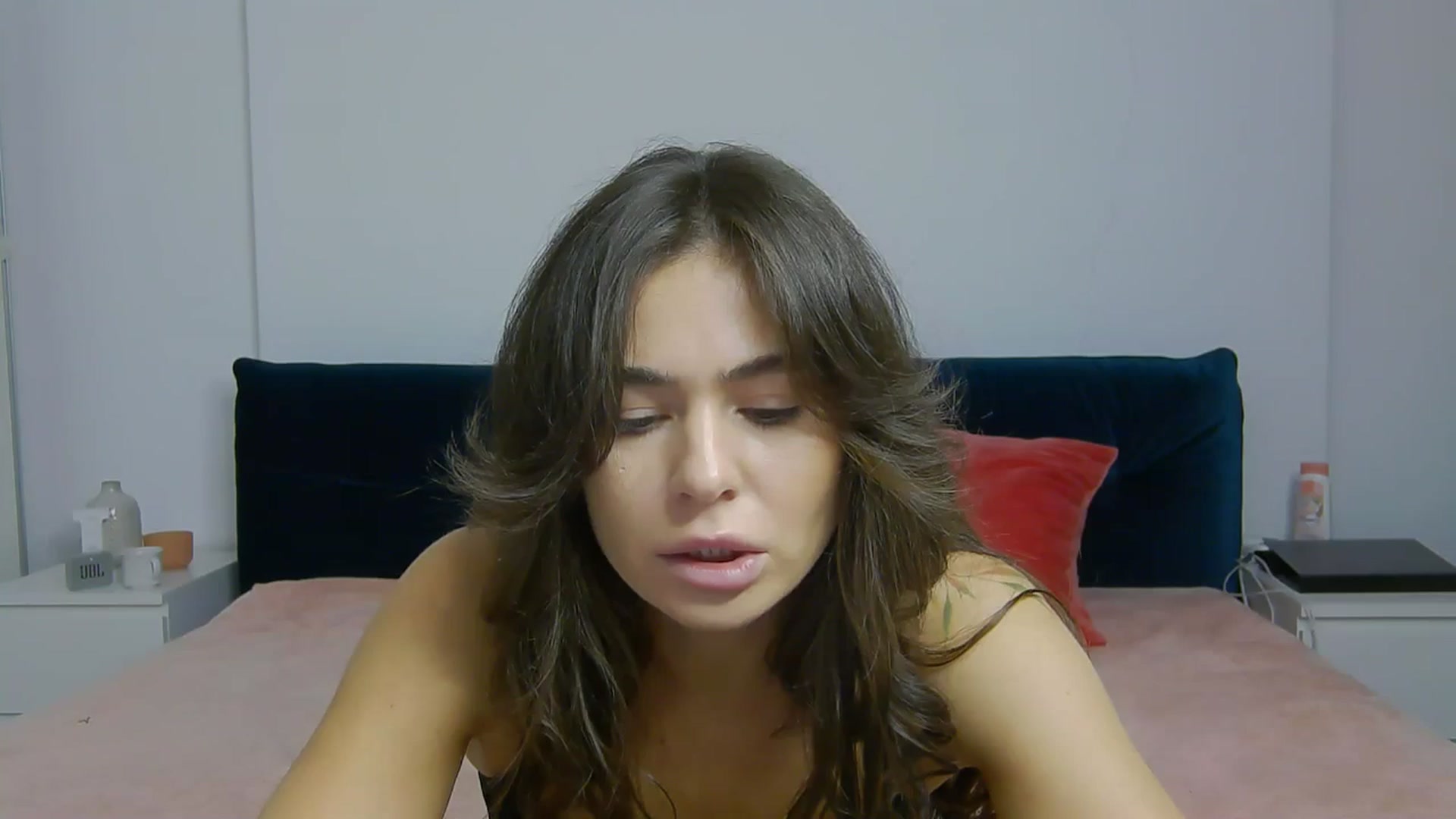 Gallery image thumbnail from NaiaaBee's myfreecams stream on, 10/11/2025, 17:41 image 4 of 20