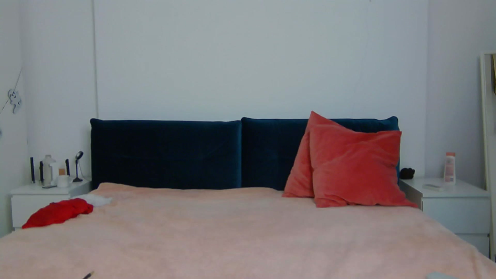Gallery image thumbnail from NaiaaBee's myfreecams stream on, 10/23/2025, 16:53 image 5 of 20