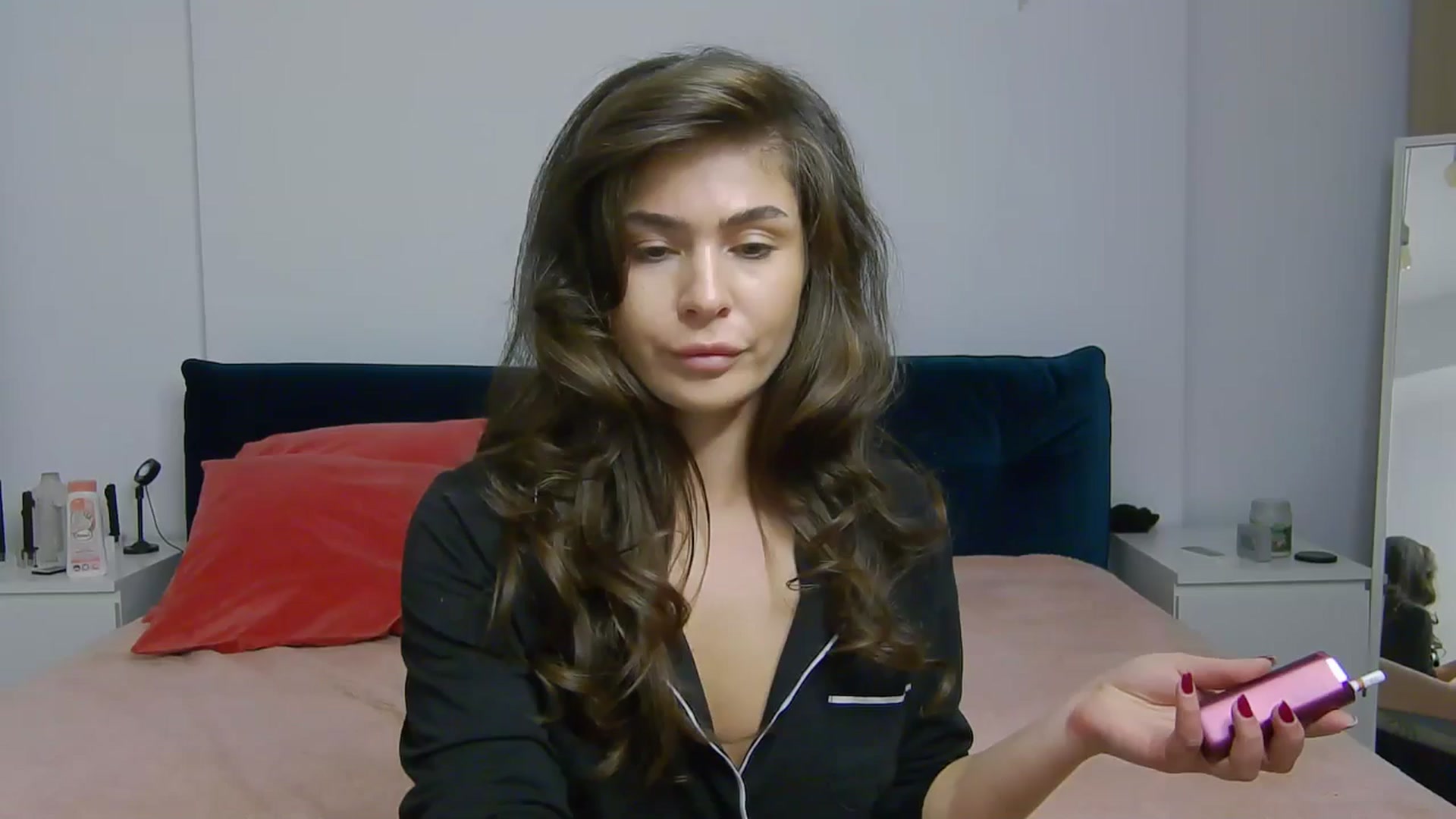 Gallery image thumbnail from NaiaaBee's myfreecams stream on, 10/27/2025, 17:51 image 1 of 20