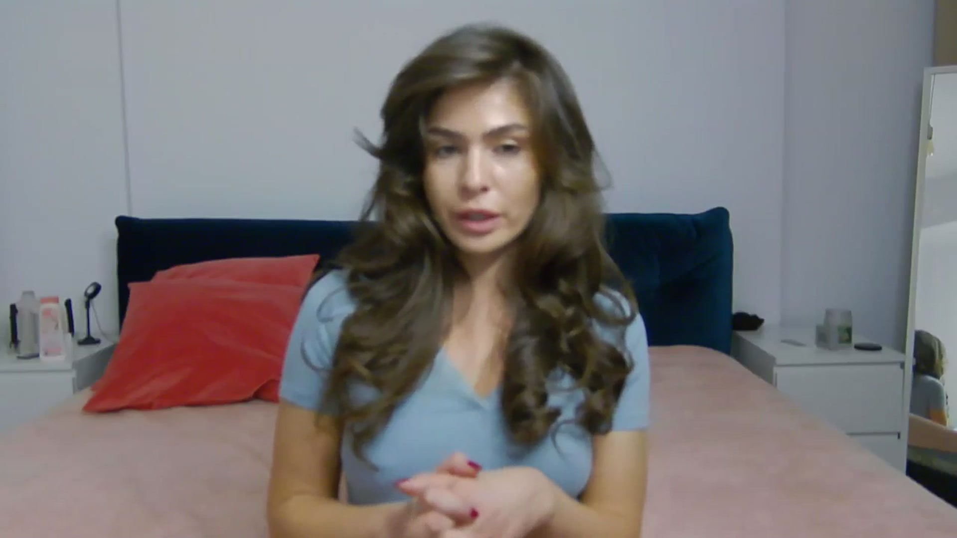 Gallery image thumbnail from NaiaaBee's myfreecams stream on, 10/27/2025, 17:51 image 5 of 20