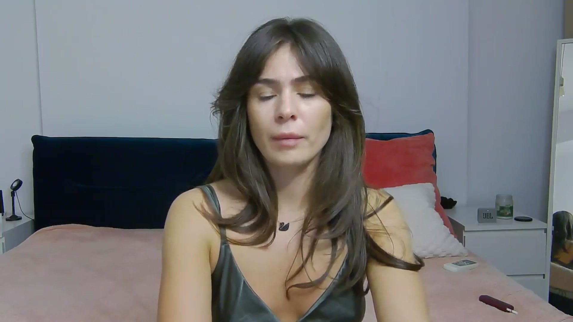 Gallery image thumbnail from NaiaaBee's myfreecams stream on, 10/30/2025, 18:12 image 2 of 20