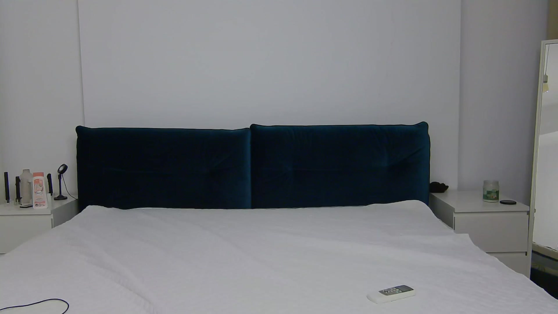 Gallery image thumbnail from NaiaaBee's myfreecams stream on, 10/31/2025, 21:02 image 17 of 20