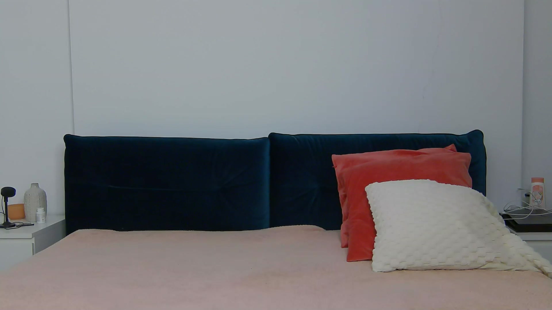 Gallery image thumbnail from NaiaaBee's myfreecams stream on, 11/03/2025, 18:51 image 8 of 20