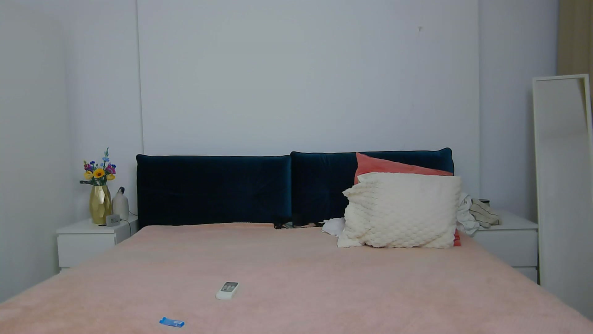 Gallery image thumbnail from NaiaaBee's myfreecams stream on, 11/10/2025, 18:30 image 20 of 20