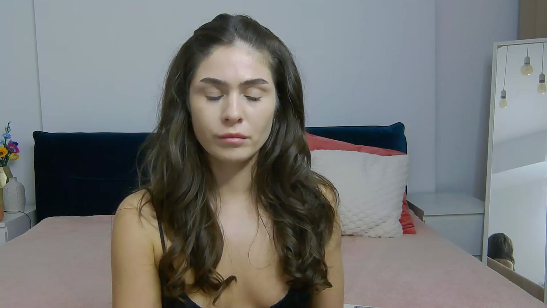 Gallery image thumbnail from NaiaaBee's myfreecams stream on, 11/11/2025, 16:09 image 13 of 20