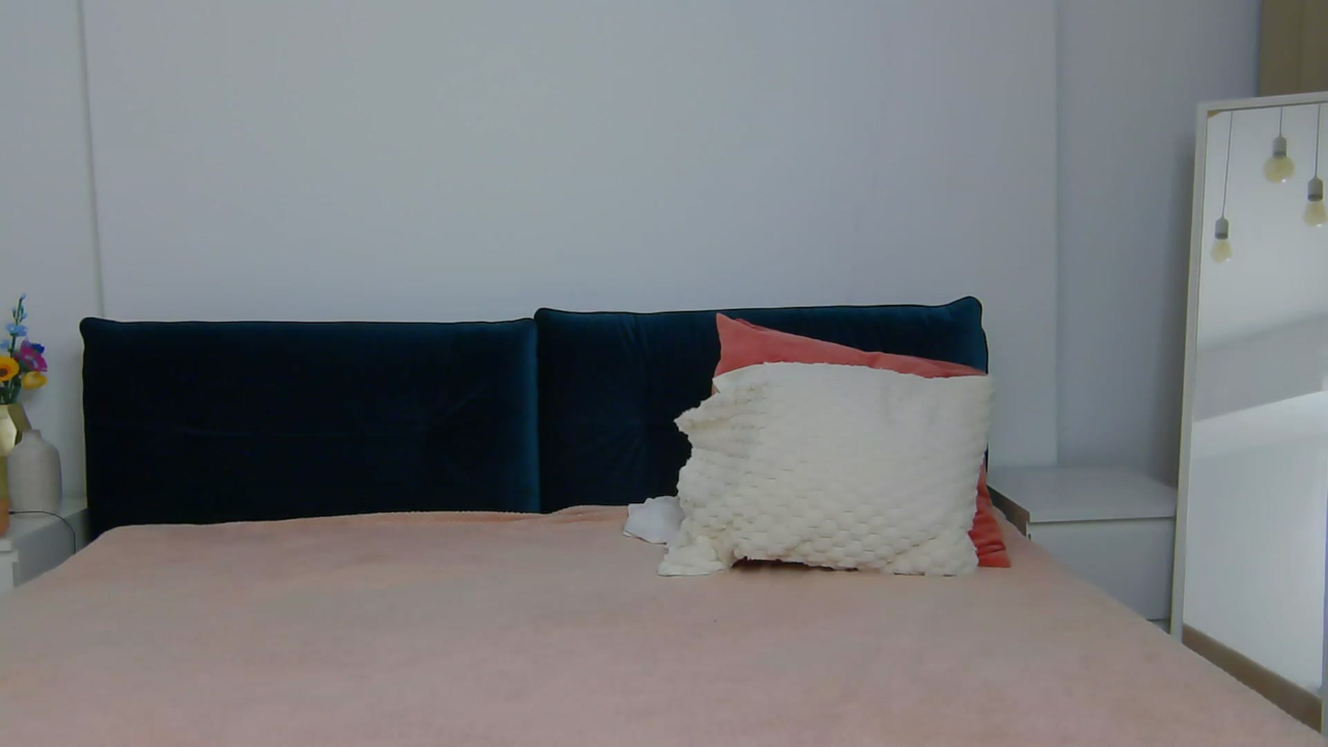 Gallery image thumbnail from NaiaaBee's myfreecams stream on, 11/11/2025, 16:09 image 12 of 20