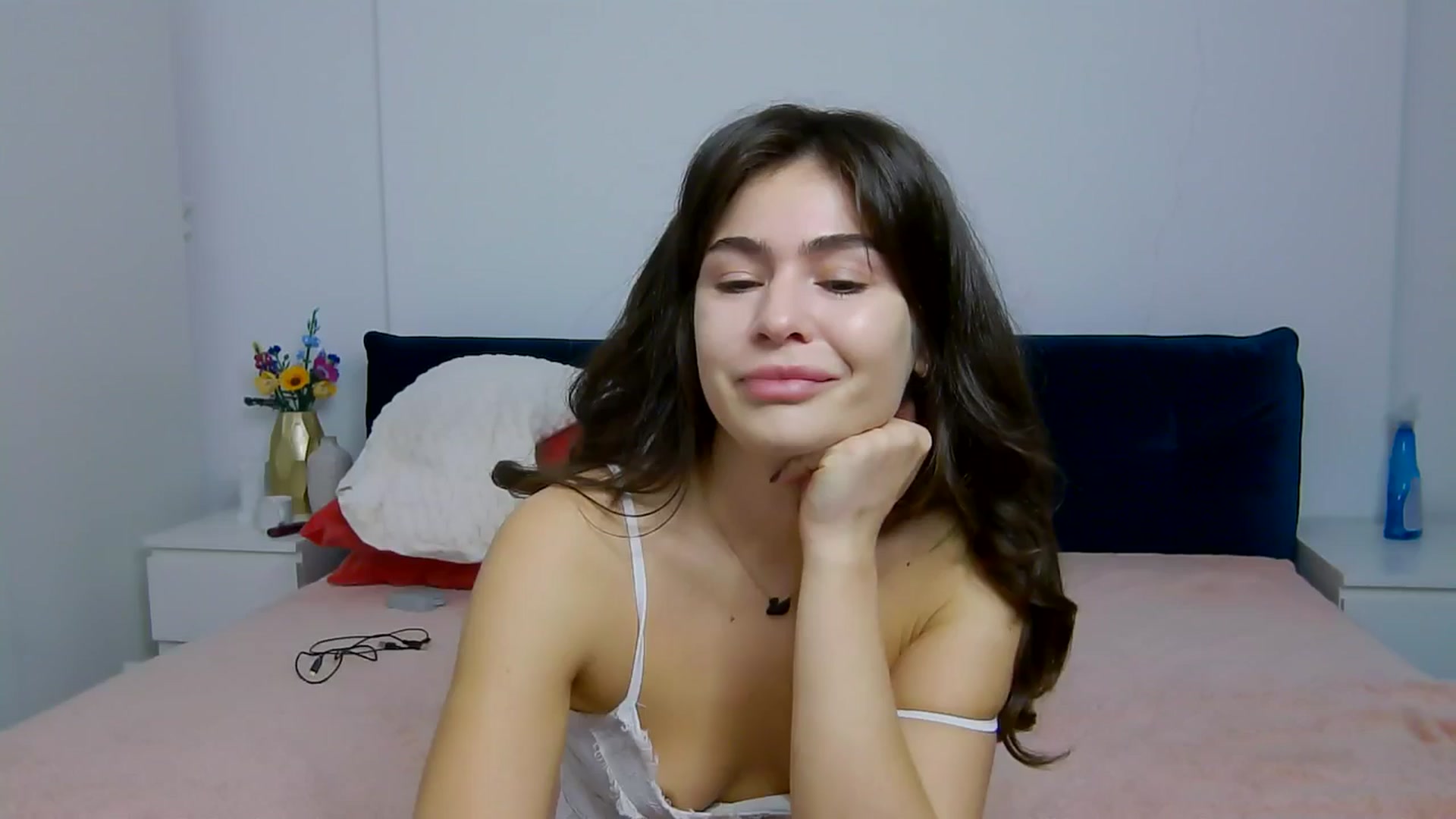 Gallery image thumbnail from NaiaaBee's myfreecams stream on, 11/15/2025, 07:29 image 5 of 20