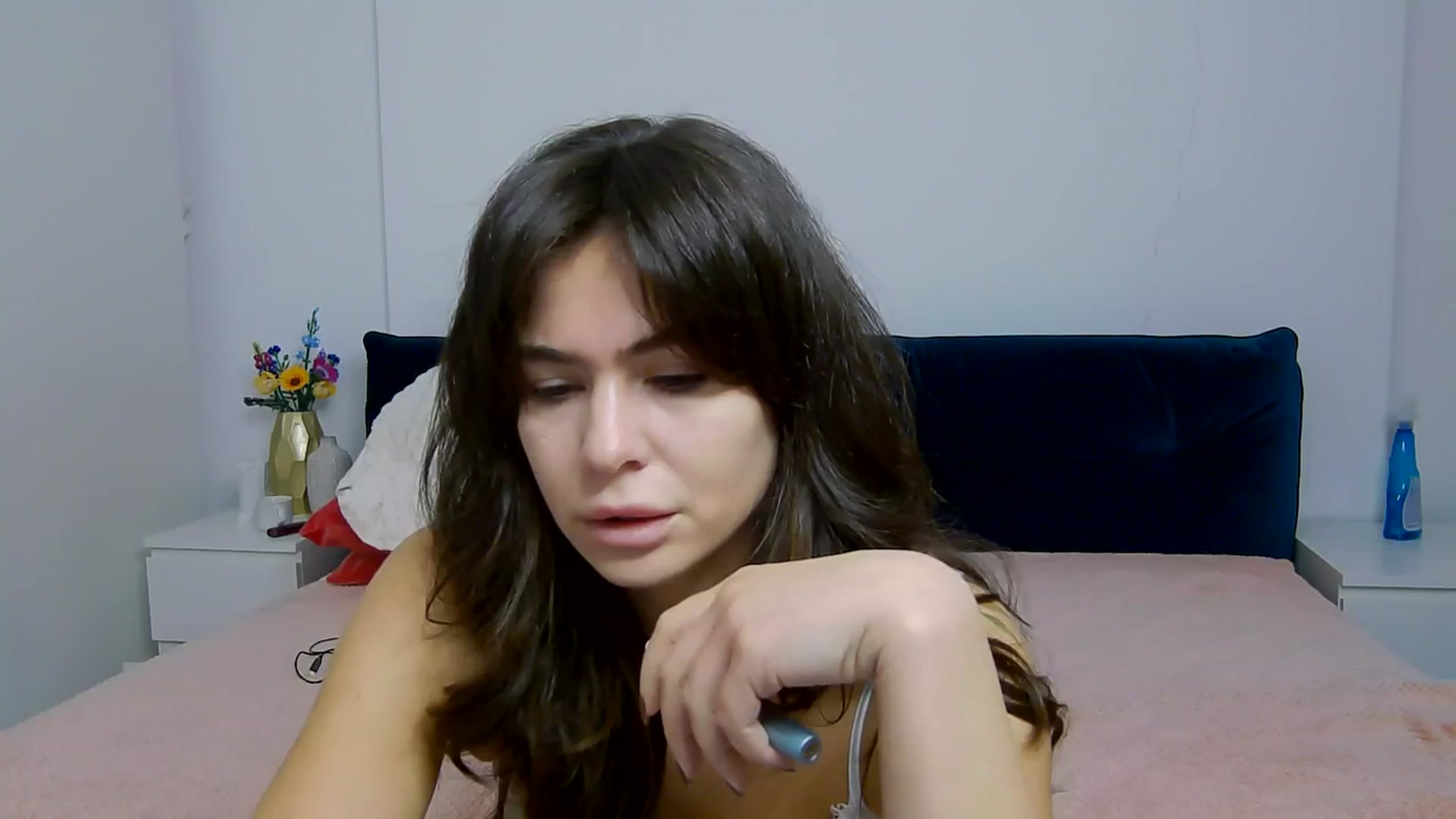 Gallery image thumbnail from NaiaaBee's myfreecams stream on, 11/15/2025, 07:29 image 14 of 20