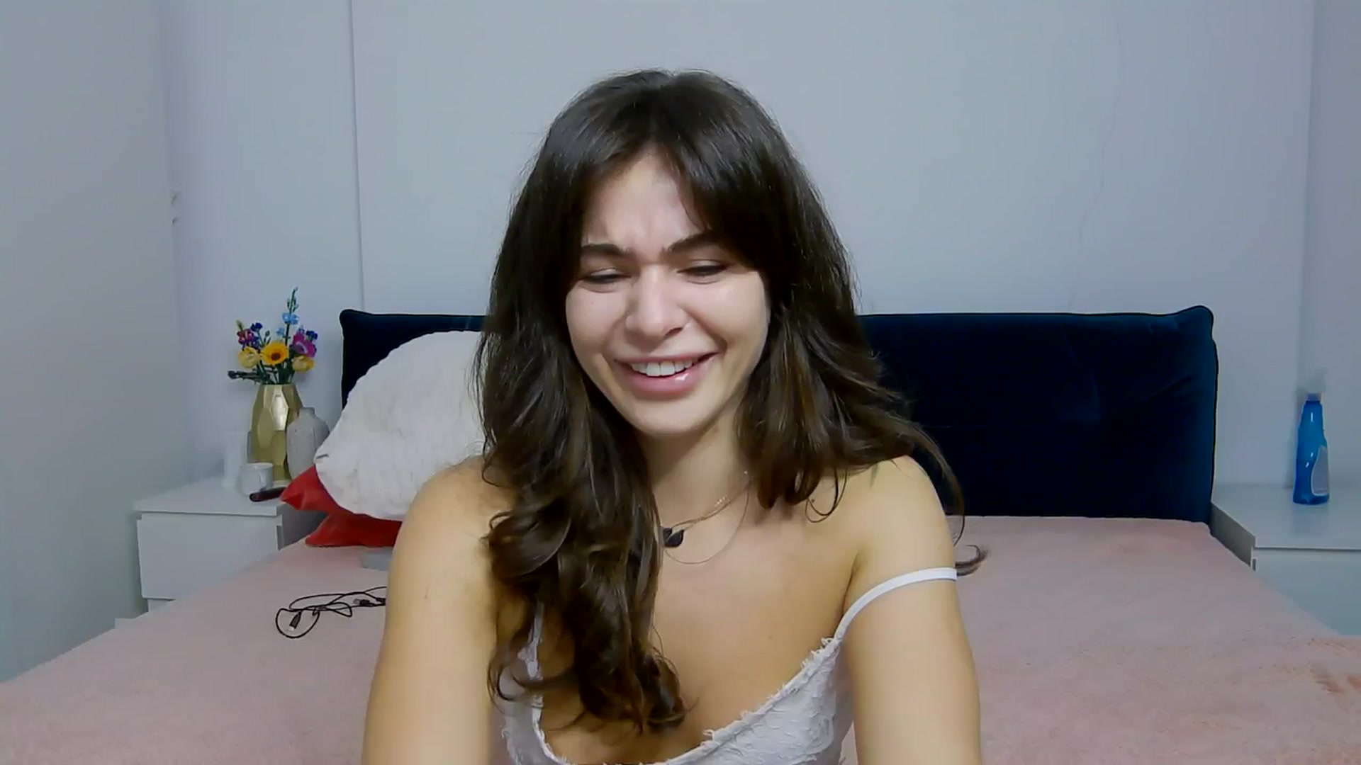Gallery image thumbnail from NaiaaBee's myfreecams stream on, 11/15/2025, 07:29 image 12 of 20