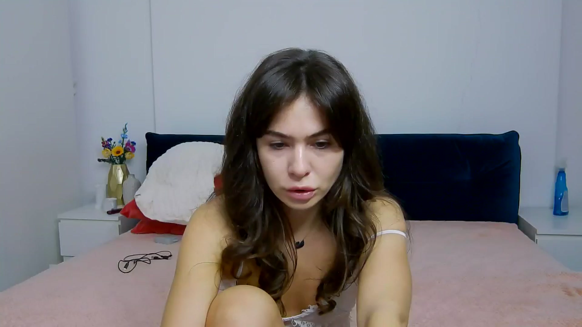 Gallery image thumbnail from NaiaaBee's myfreecams stream on, 11/15/2025, 07:29 image 4 of 20