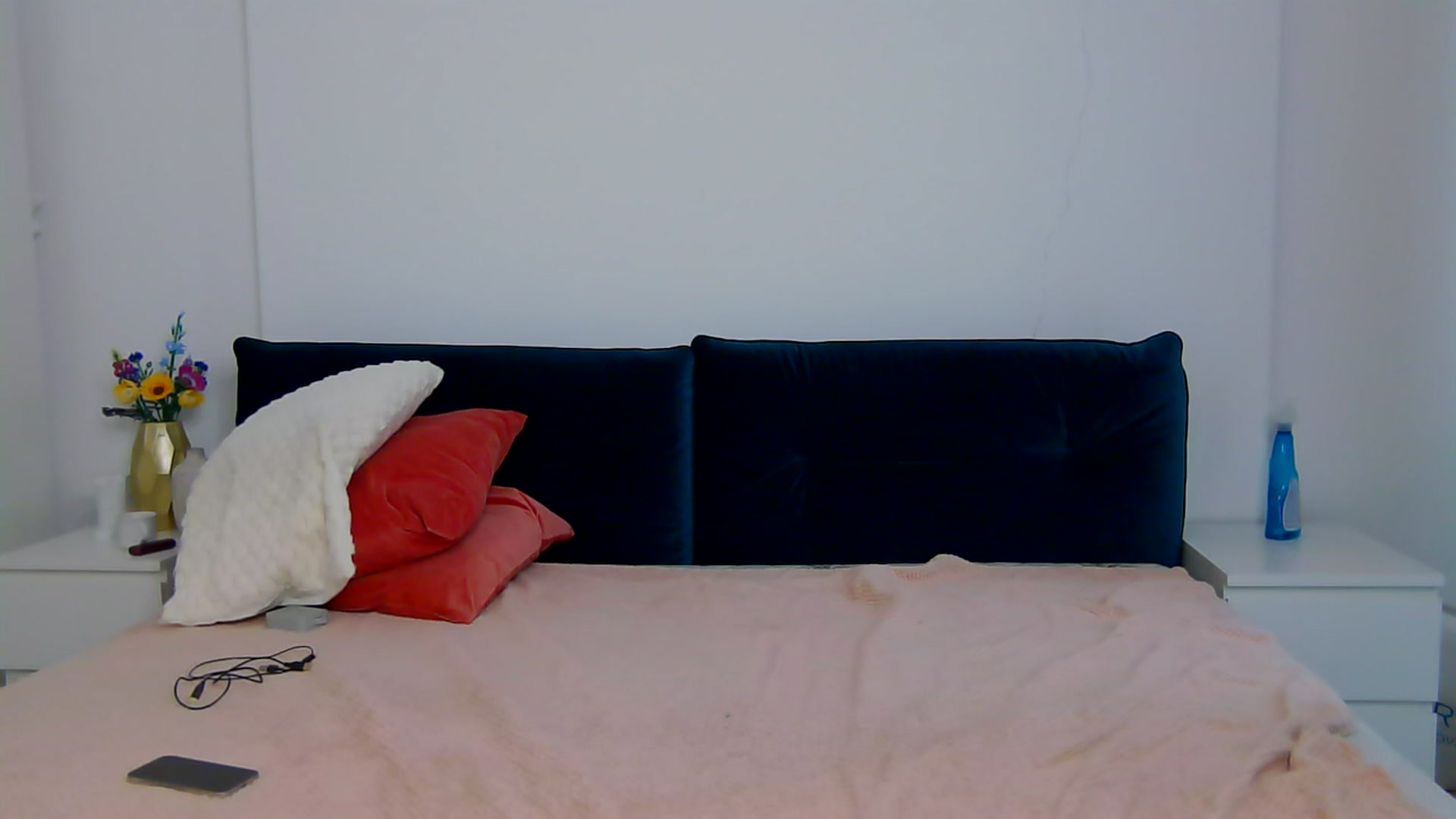 Gallery image thumbnail from NaiaaBee's myfreecams stream on, 11/15/2025, 08:52 image 4 of 20