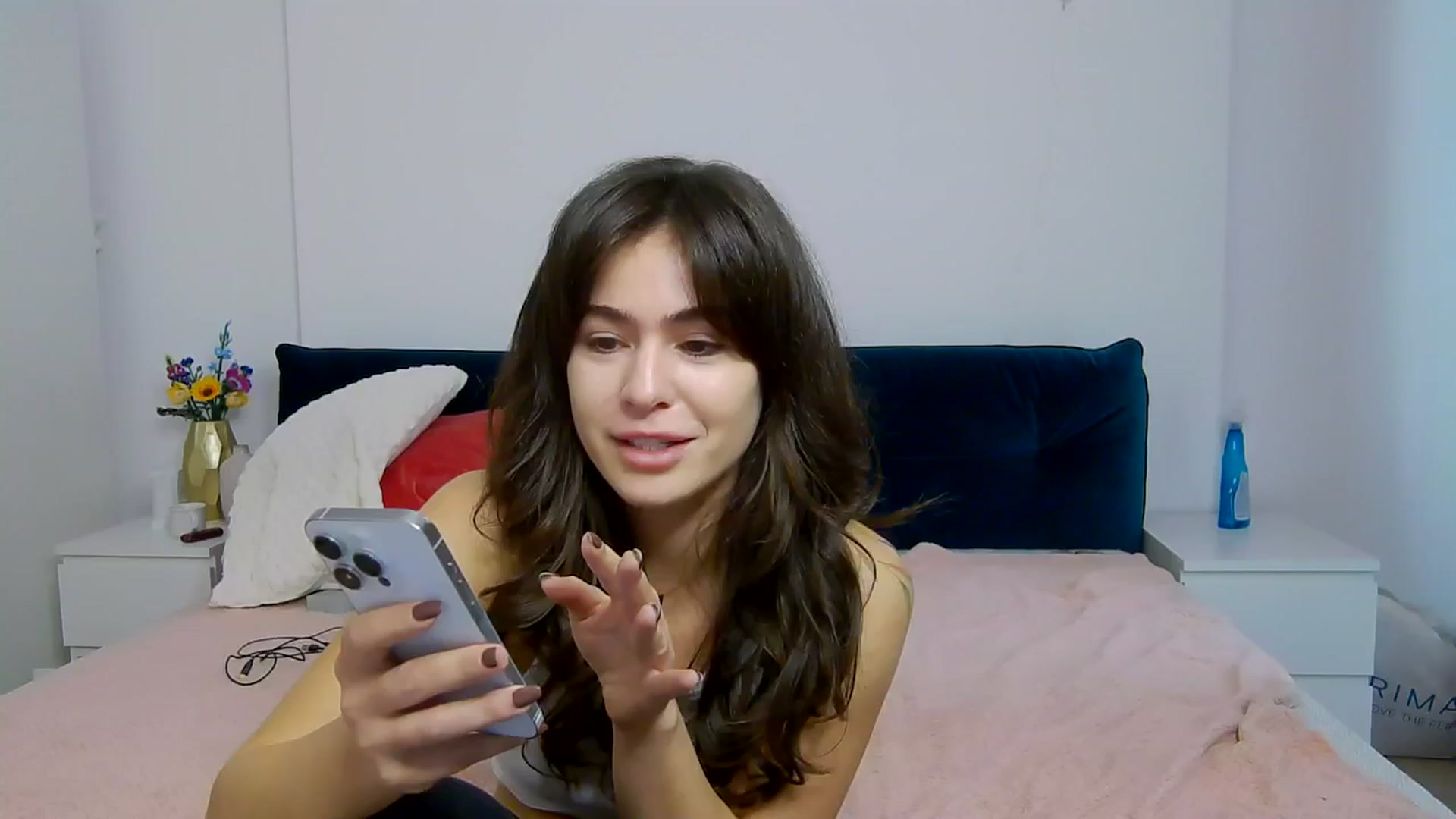 Gallery image thumbnail from NaiaaBee's myfreecams stream on, 11/15/2025, 08:52 image 13 of 20