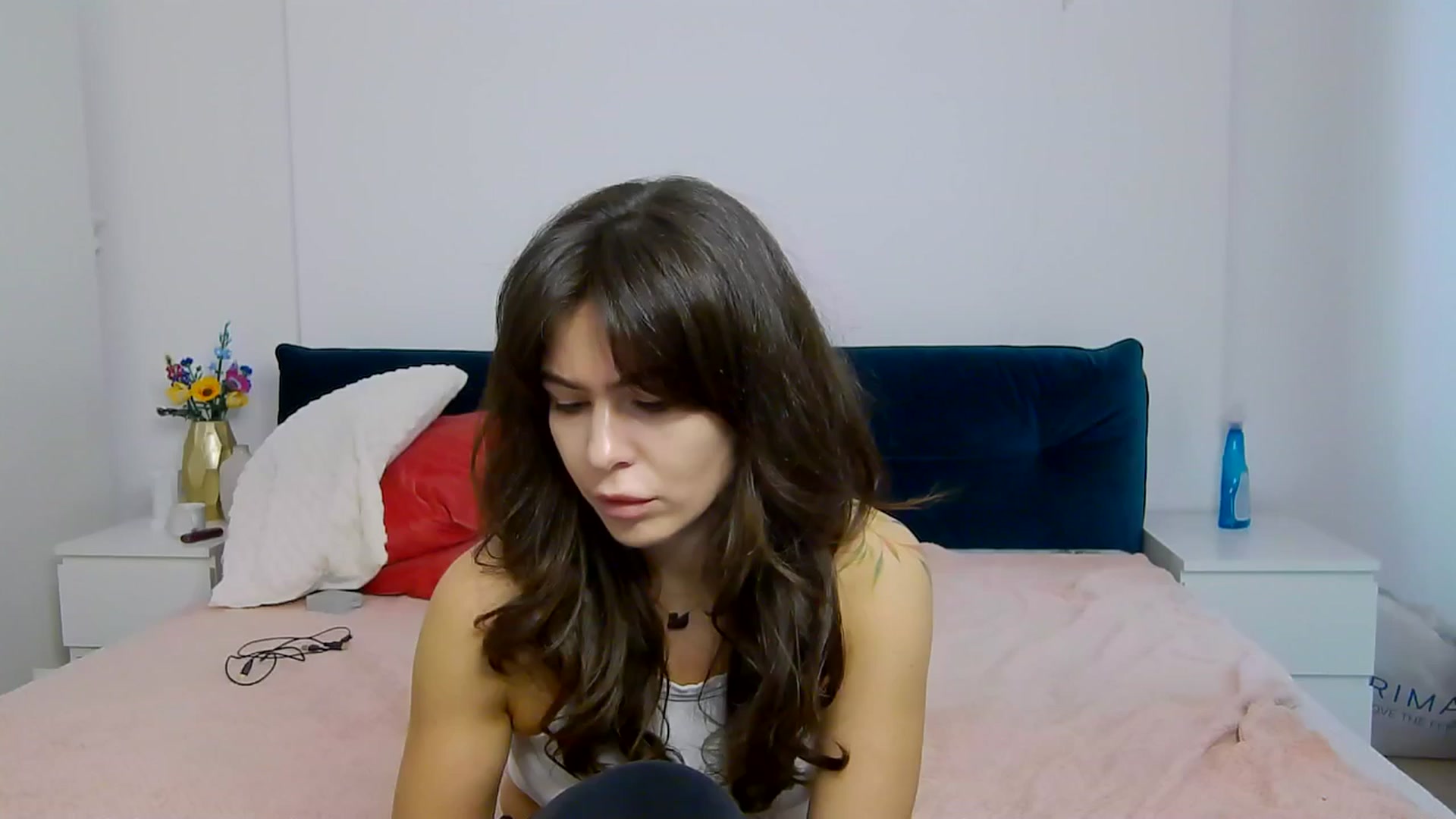 Gallery image thumbnail from NaiaaBee's myfreecams stream on, 11/15/2025, 08:52 image 18 of 20