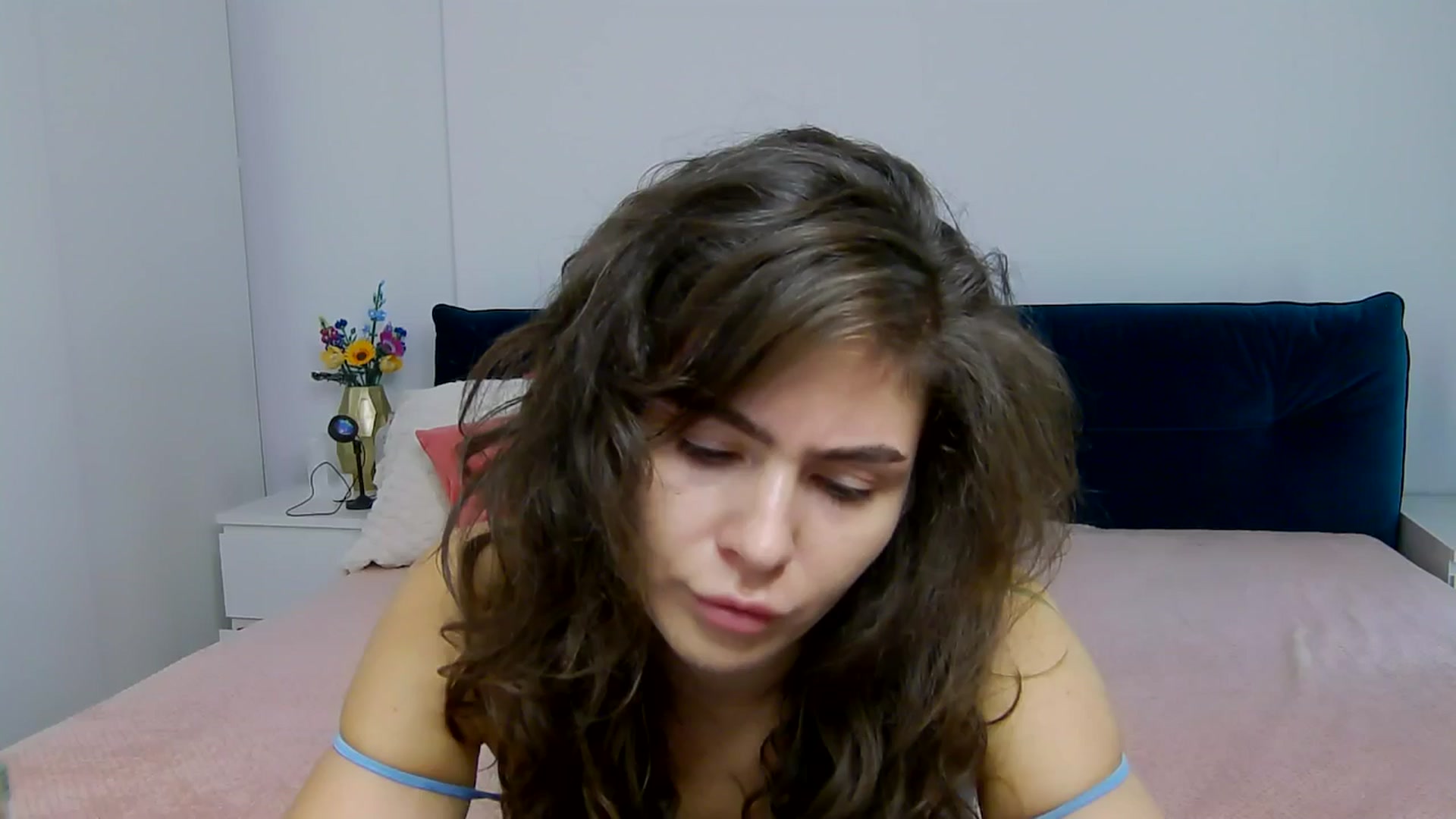 Gallery image thumbnail from NaiaaBee's myfreecams stream on, 11/22/2025, 13:13 image 10 of 20
