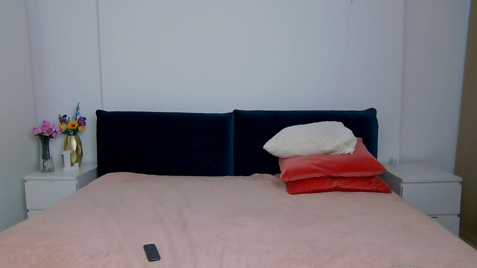 Gallery image thumbnail from NaiaaBee's myfreecams stream on, 11/30/2025, 08:02 image 13 of 20