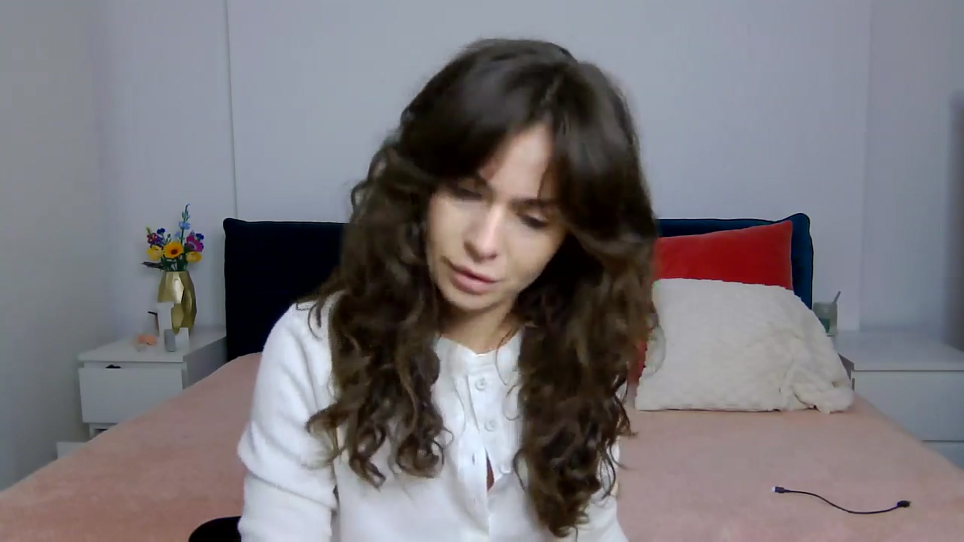 Gallery image thumbnail from NaiaaBee's myfreecams stream on, 12/11/2025, 18:59 image 4 of 20