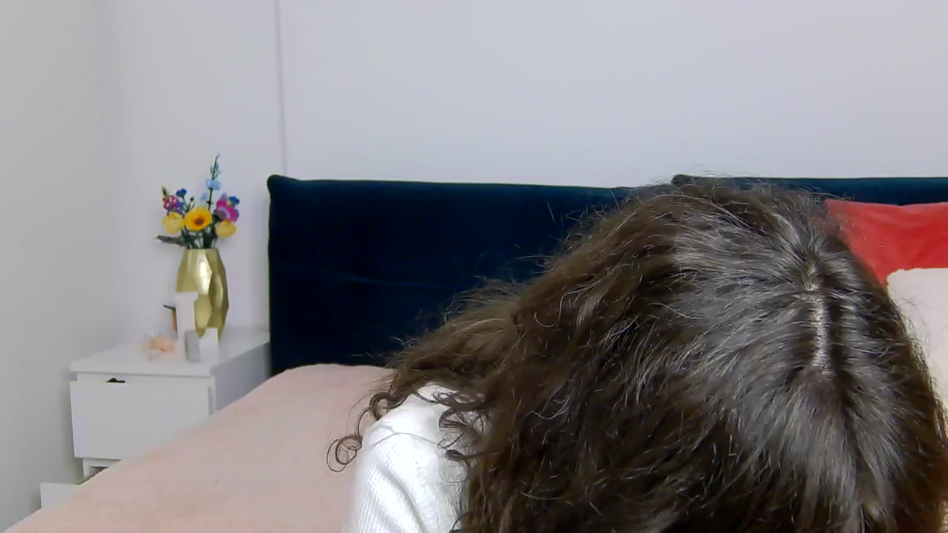 Gallery image thumbnail from NaiaaBee's myfreecams stream on, 12/11/2025, 18:59 image 16 of 20