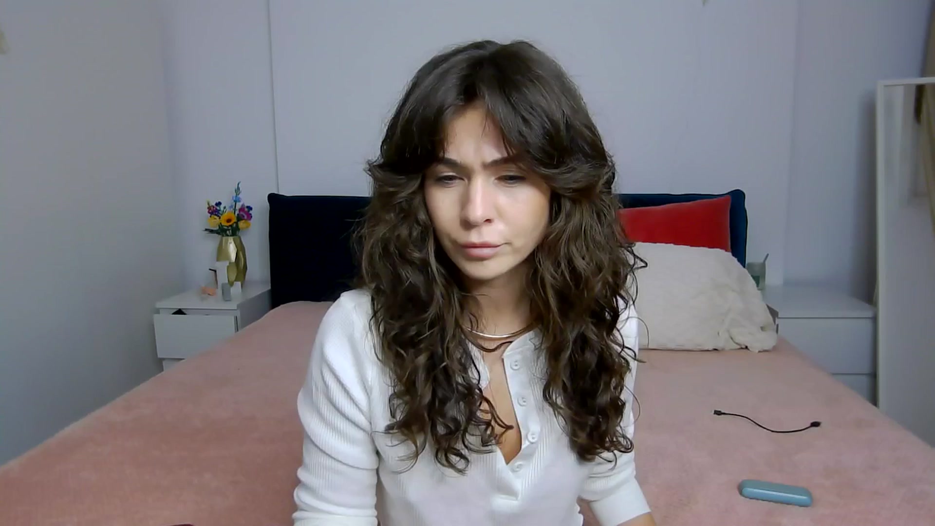 Gallery image thumbnail from NaiaaBee's myfreecams stream on, 12/11/2025, 18:59 image 1 of 20