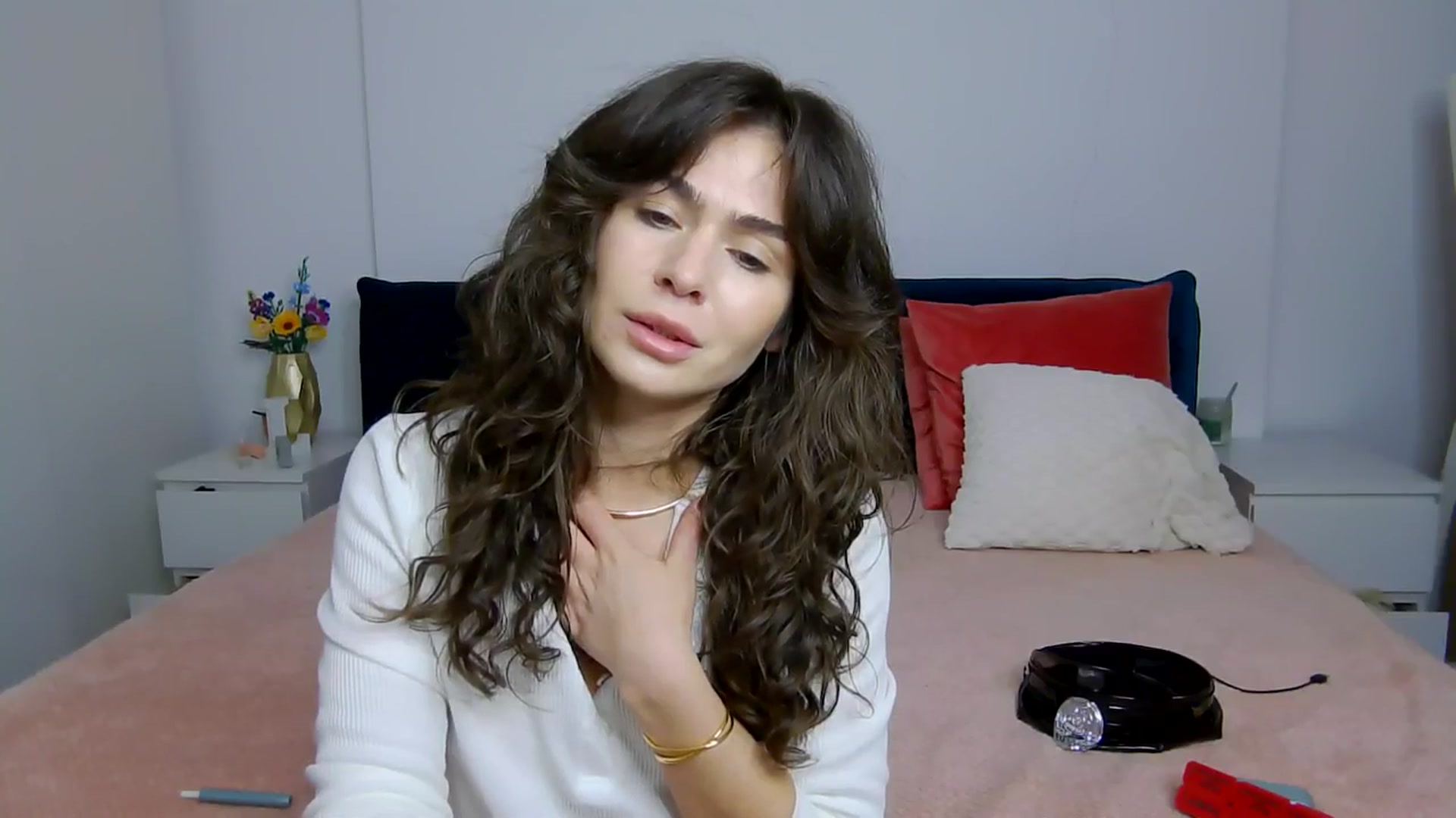 Gallery image thumbnail from NaiaaBee's myfreecams stream on, 12/11/2025, 18:59 image 8 of 20