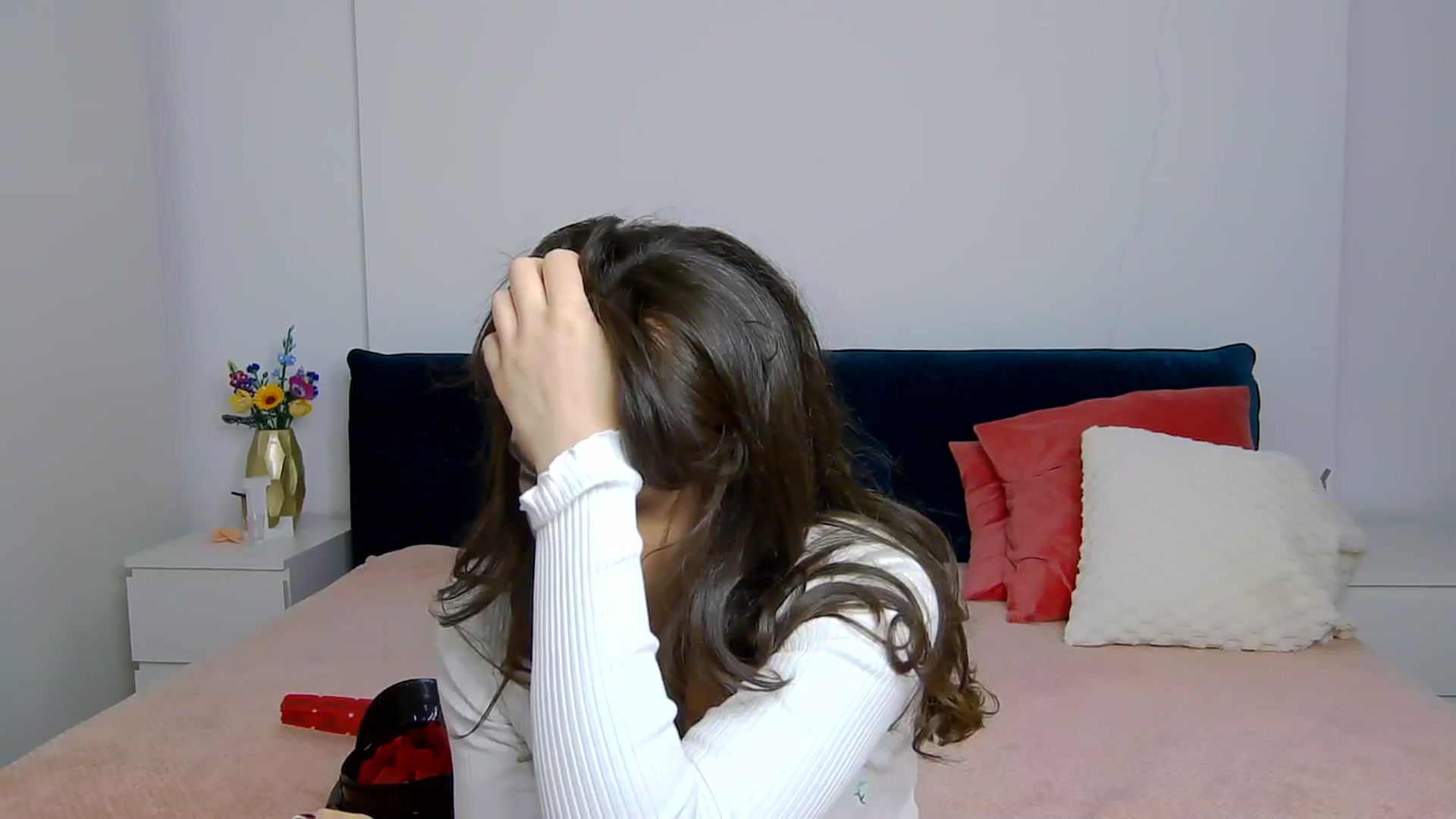 Gallery image thumbnail from NaiaaBee's myfreecams stream on, 12/15/2025, 17:46 image 2 of 20