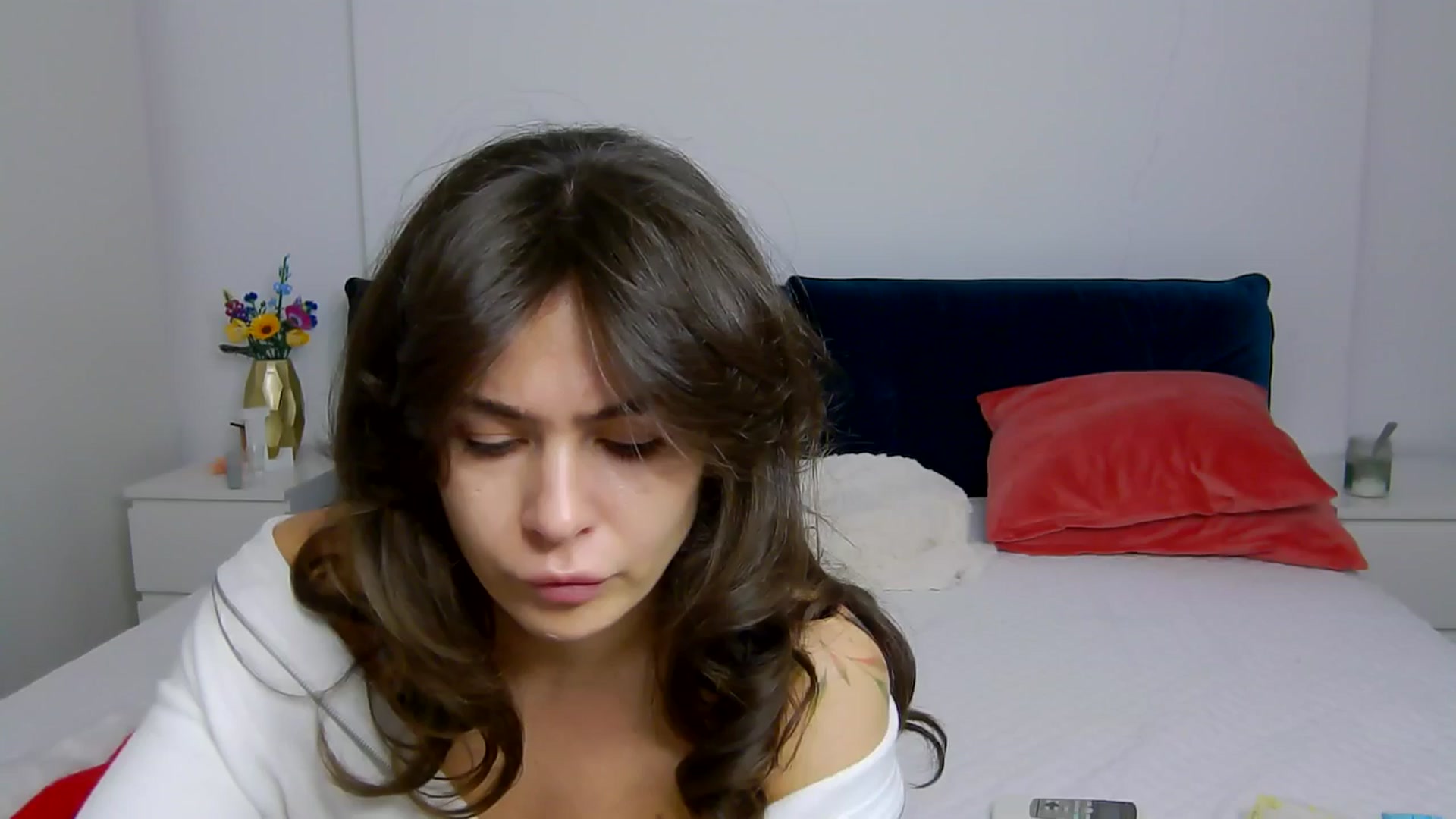 Gallery image thumbnail from NaiaaBee's myfreecams stream on, 12/27/2025, 14:04 image 4 of 20