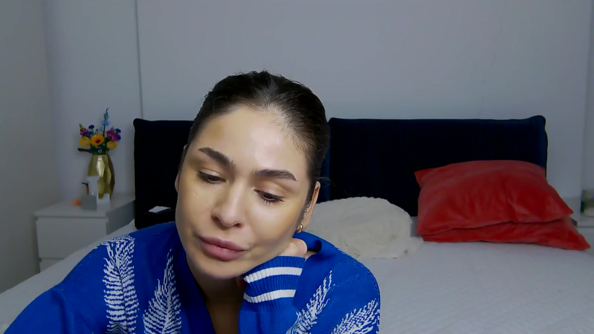 Gallery image thumbnail from NaiaaBee's myfreecams stream on, 12/30/2025, 17:12 image 16 of 20