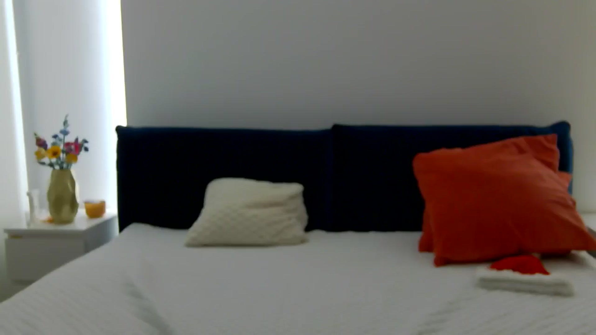 Gallery image thumbnail from NaiaaBee's myfreecams stream on, 01/08/2026, 19:28 image 17 of 20