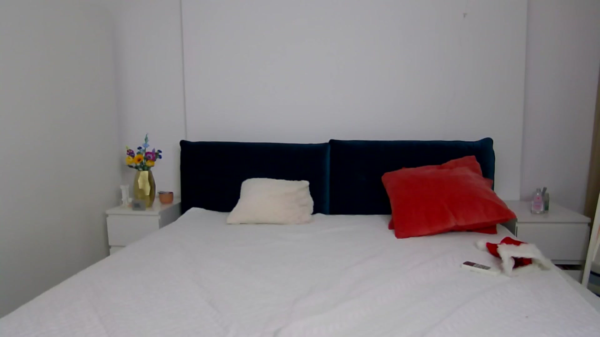 Gallery image thumbnail from NaiaaBee's myfreecams stream on, 01/11/2026, 07:37 image 9 of 20