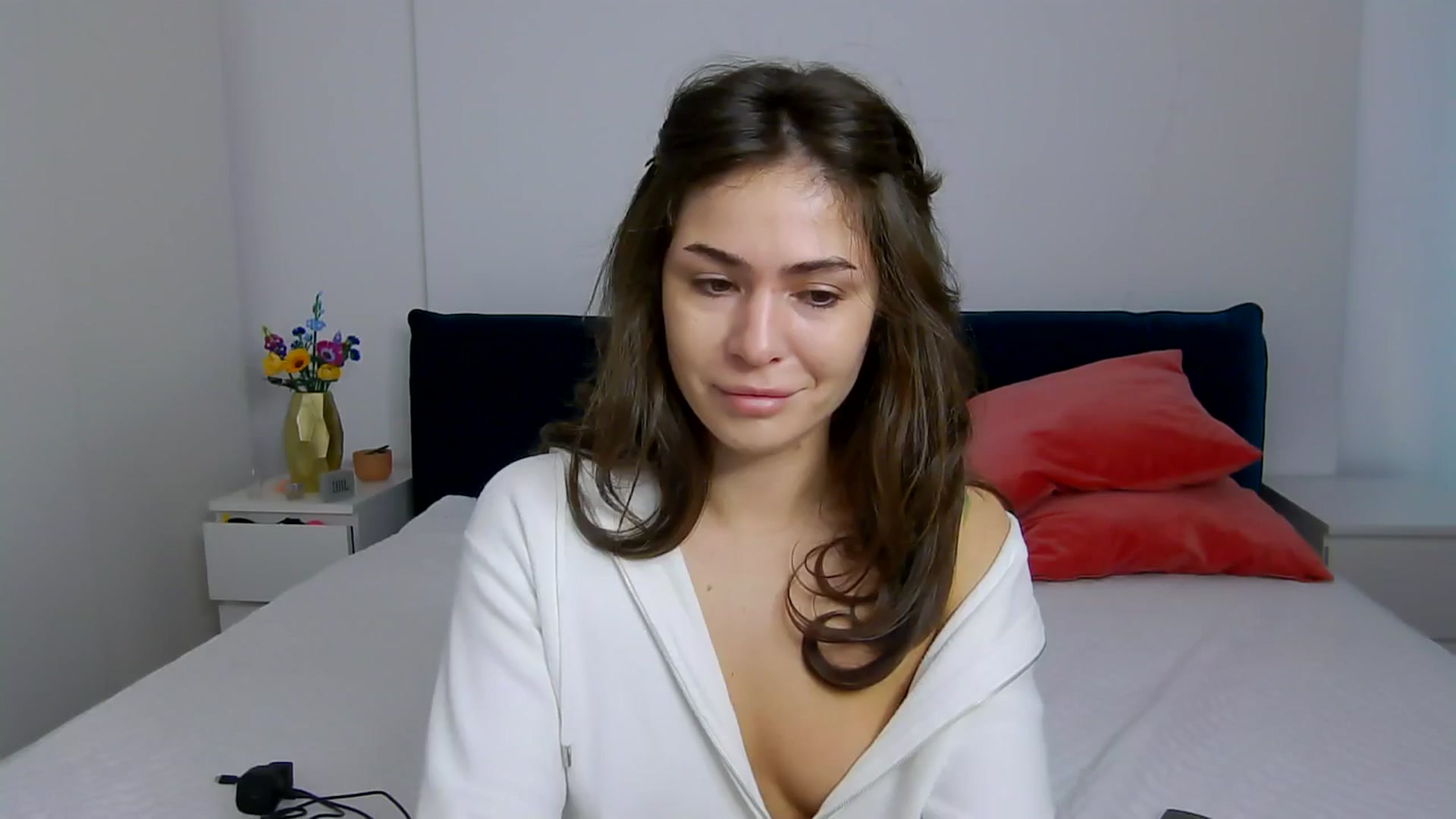 Gallery image thumbnail from NaiaaBee's myfreecams stream on, 01/17/2026, 07:15 image 17 of 20